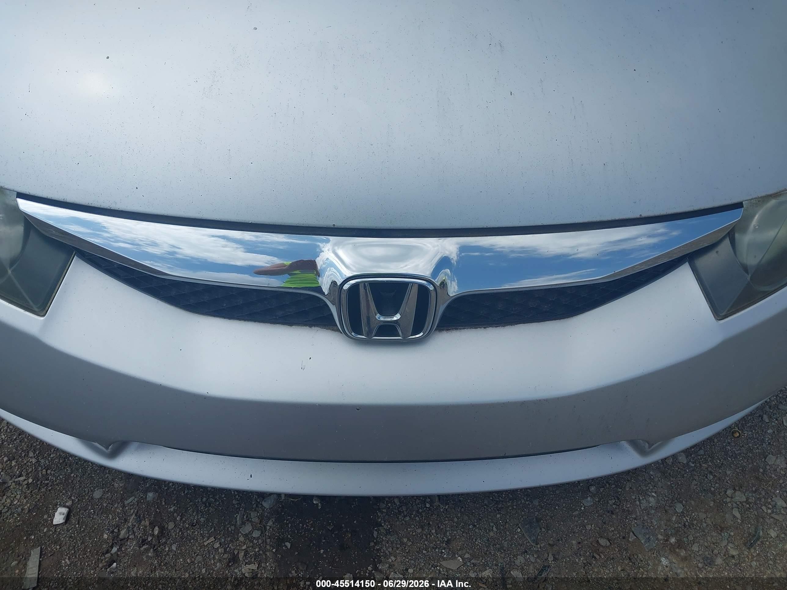 2010 Honda Civic Lx Silver vin: 2HGFA1F51AH562813
