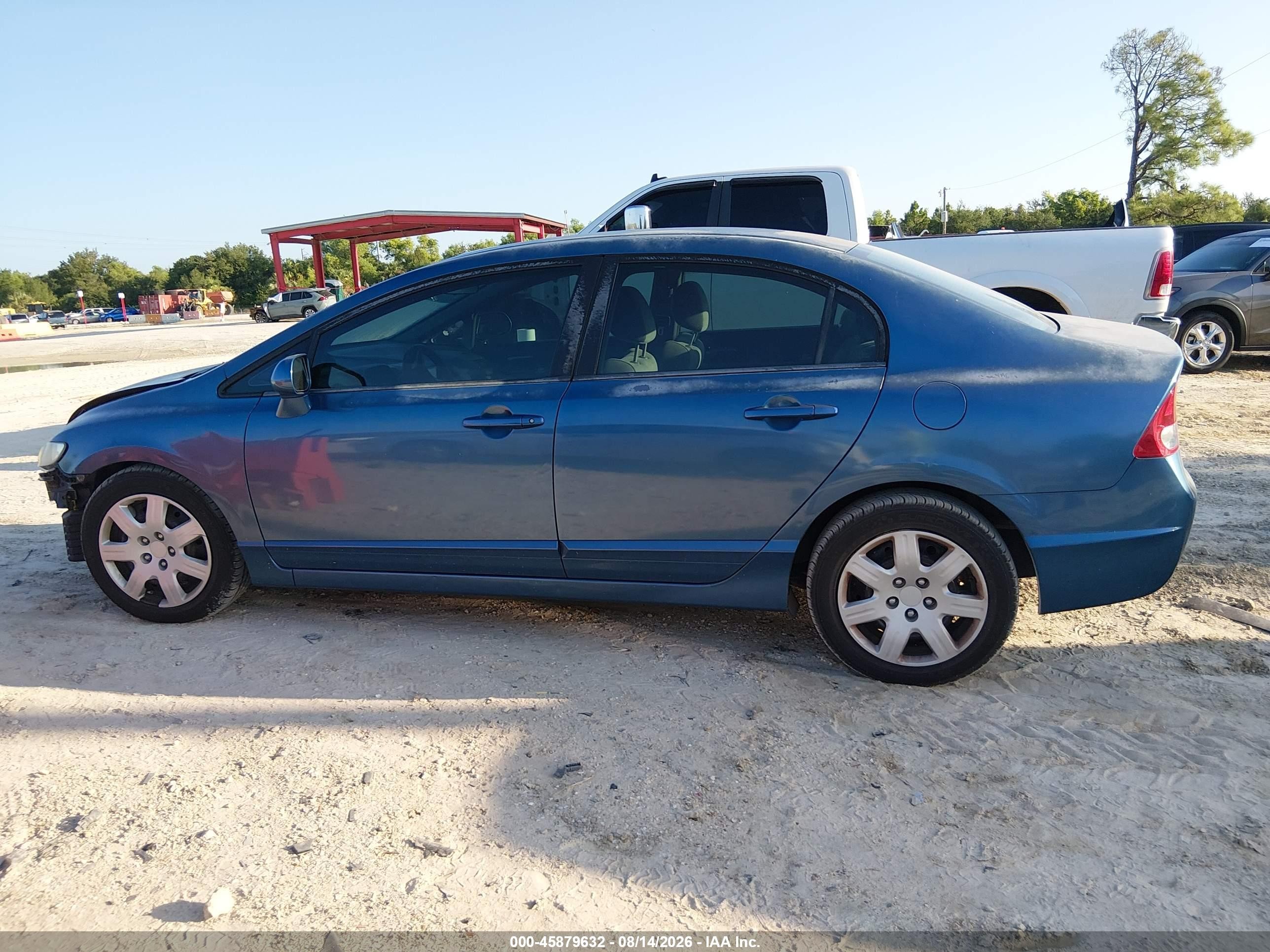 2010 Honda Civic Lx Blue vin: 2HGFA1F51AH563556