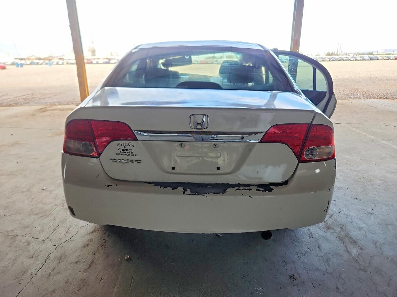 2010 Honda Civic Lx White vin: 2HGFA1F51AH565176