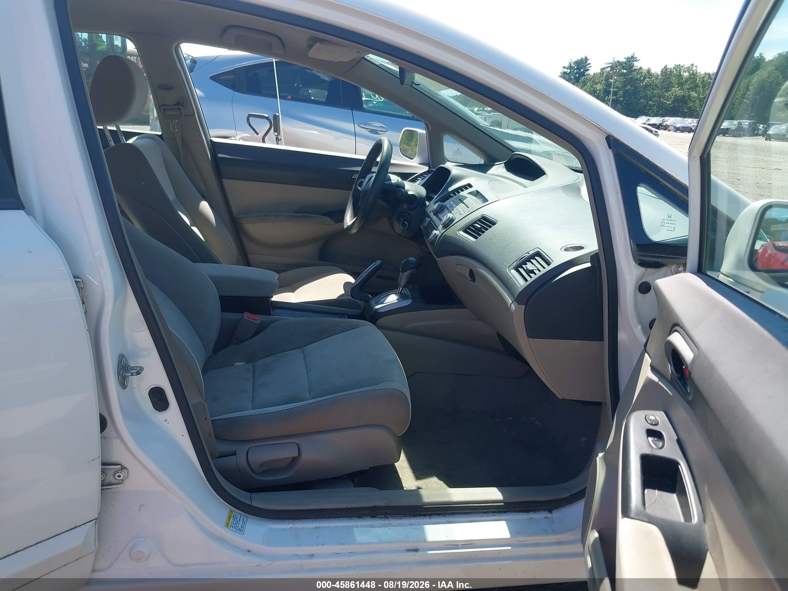 2010 Honda Civic Lx White vin: 2HGFA1F51AH565792