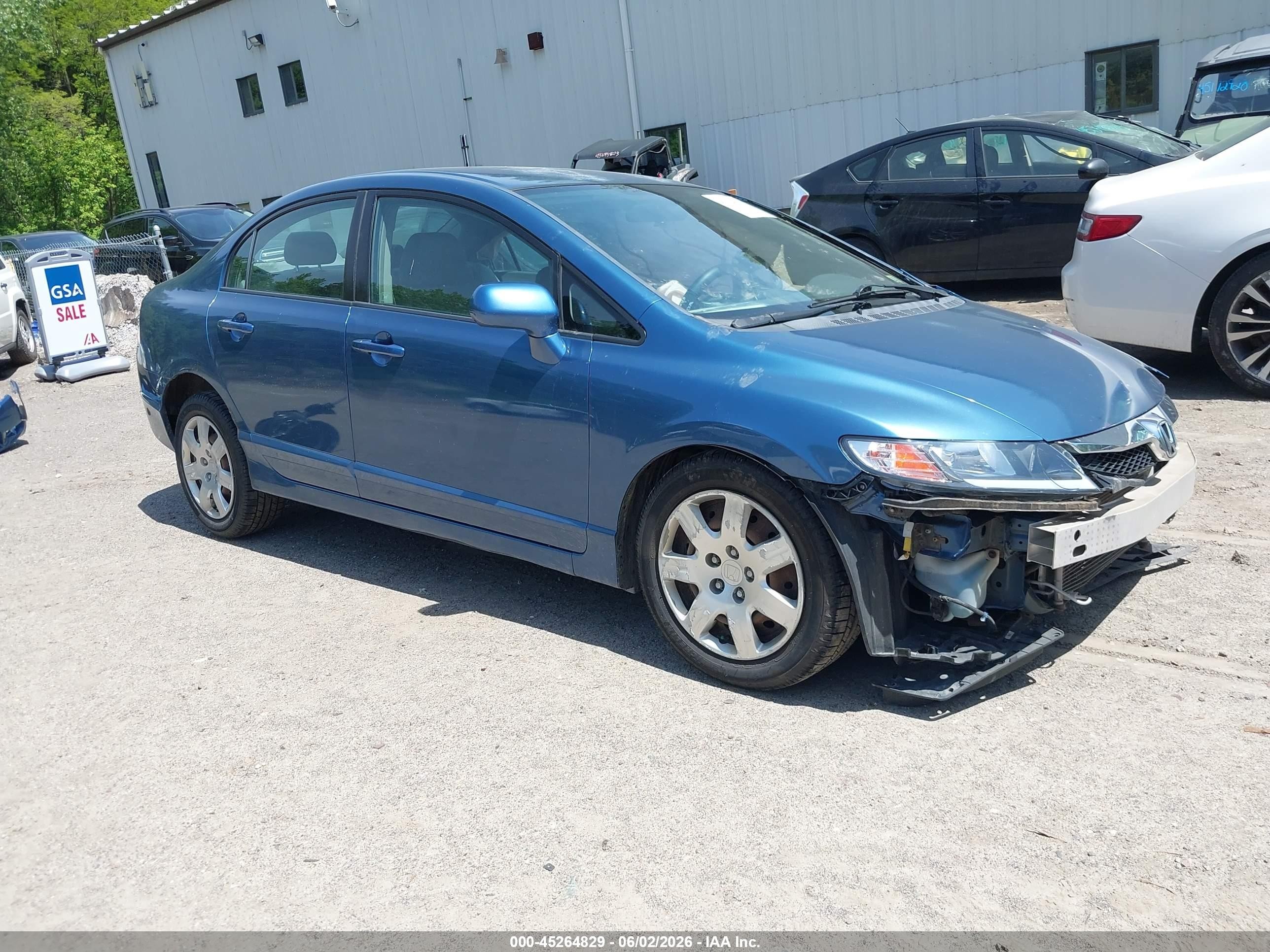 2010 Honda Civic Lx Blue vin: 2HGFA1F51AH576811