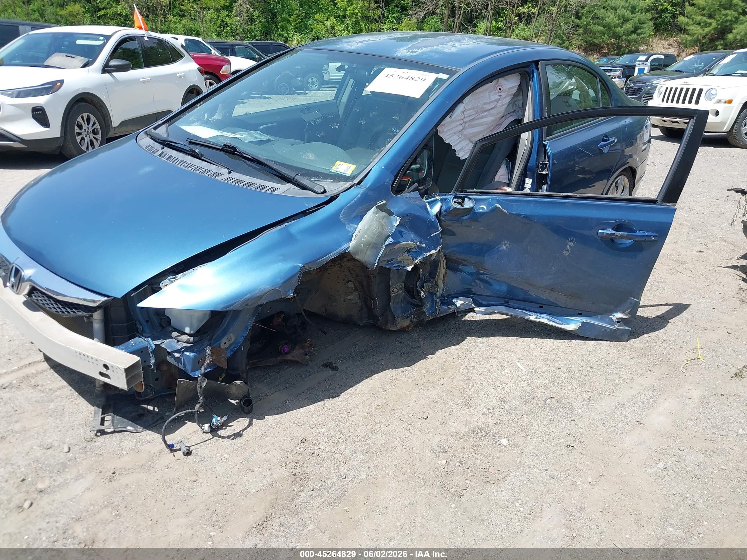 2010 Honda Civic Lx Blue vin: 2HGFA1F51AH576811