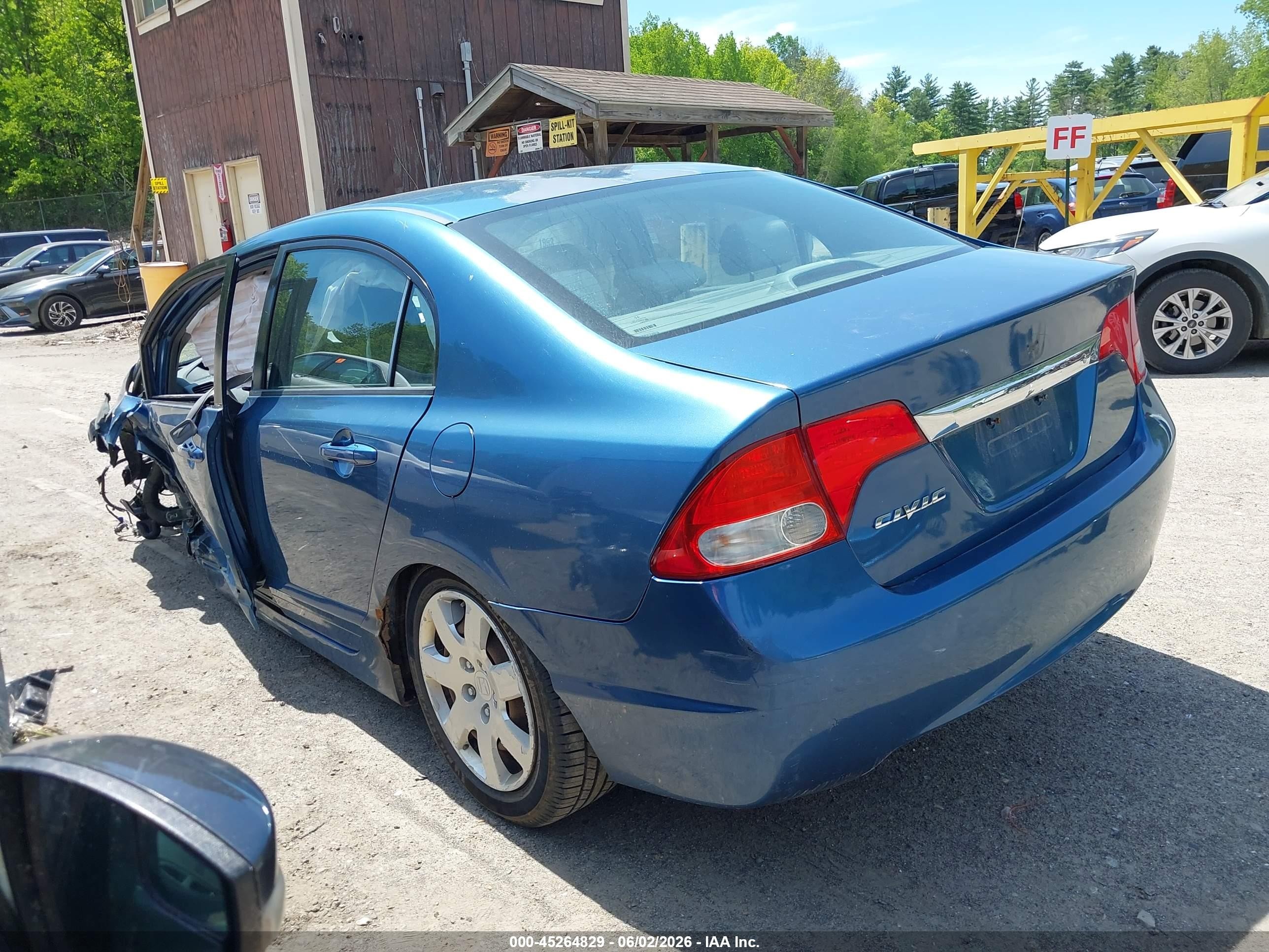 2010 Honda Civic Lx Blue vin: 2HGFA1F51AH576811