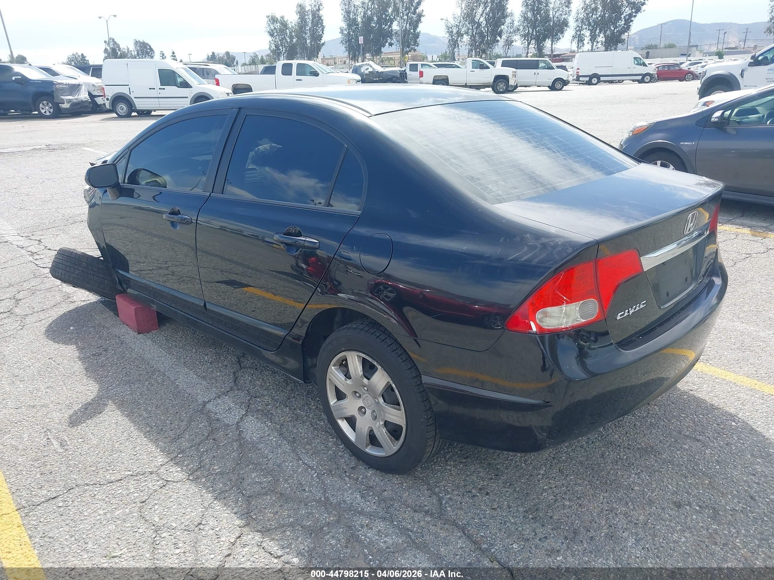 2011 Honda Civic Lx Черный vin: 2HGFA1F51BH308908