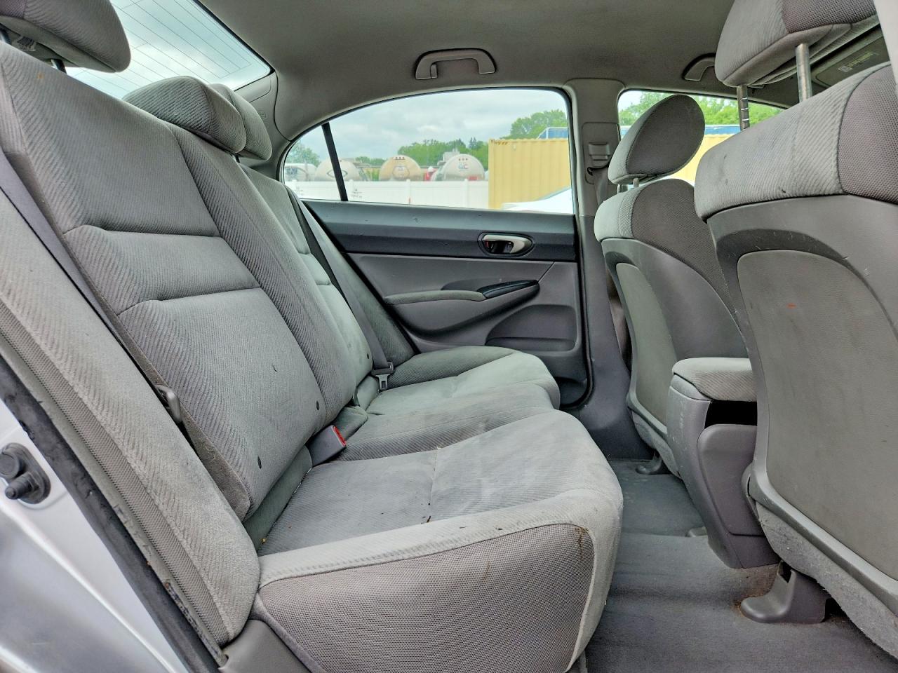 2011 Honda Civic Lx Silver vin: 2HGFA1F51BH517811