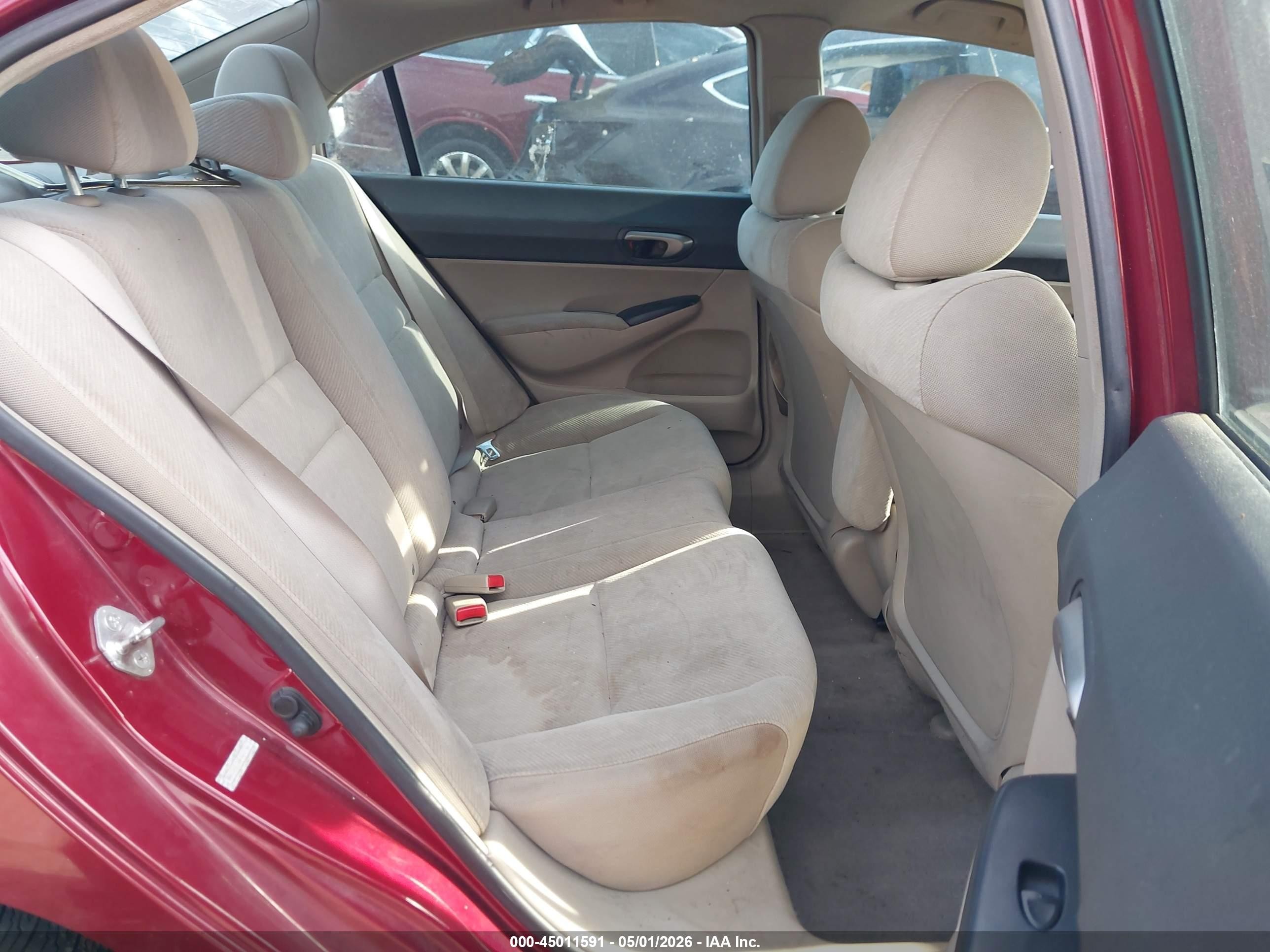 2011 Honda Civic Lx Red vin: 2HGFA1F51BH520756