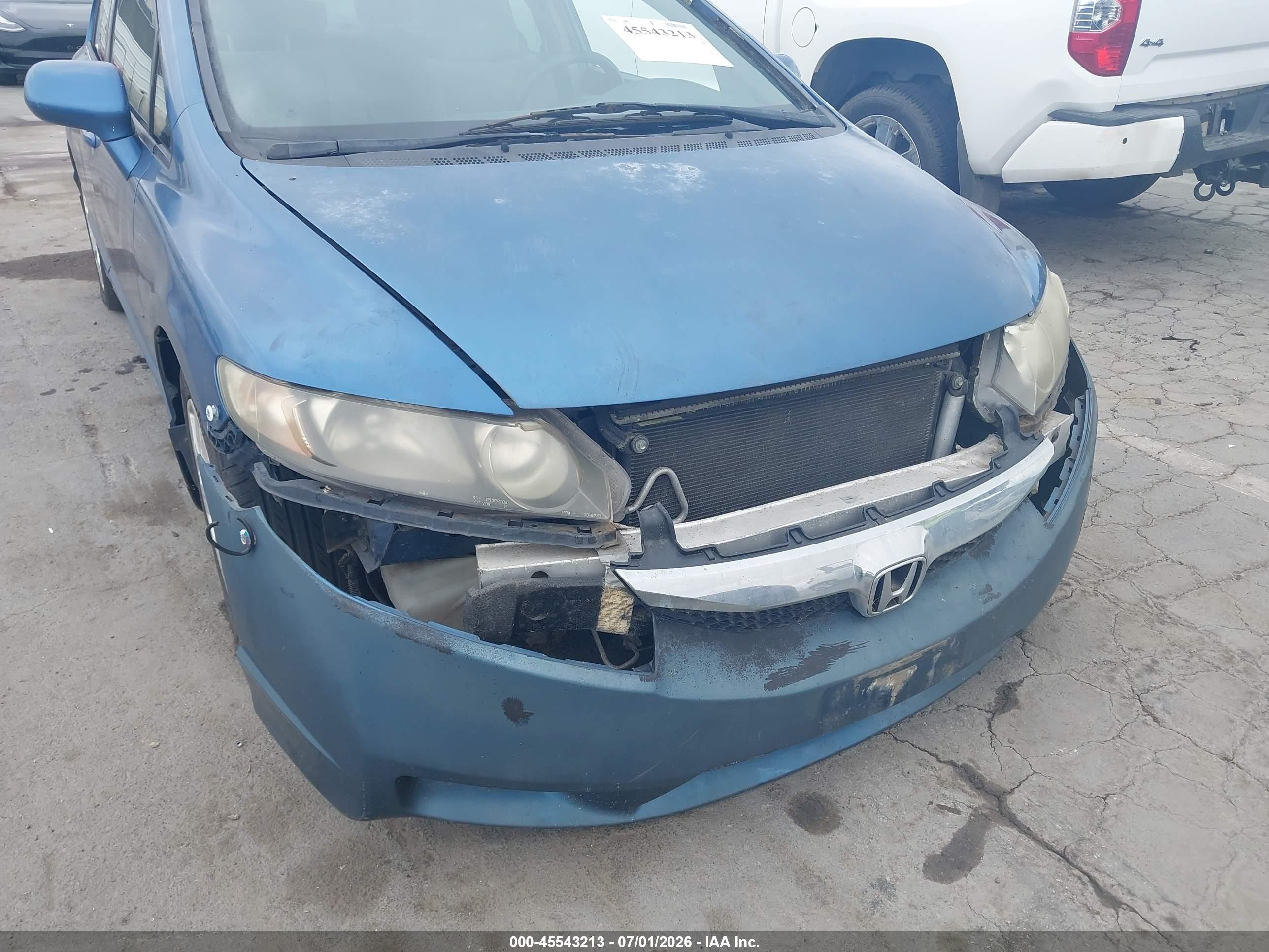 2011 Honda Civic Lx Blue vin: 2HGFA1F51BH533538