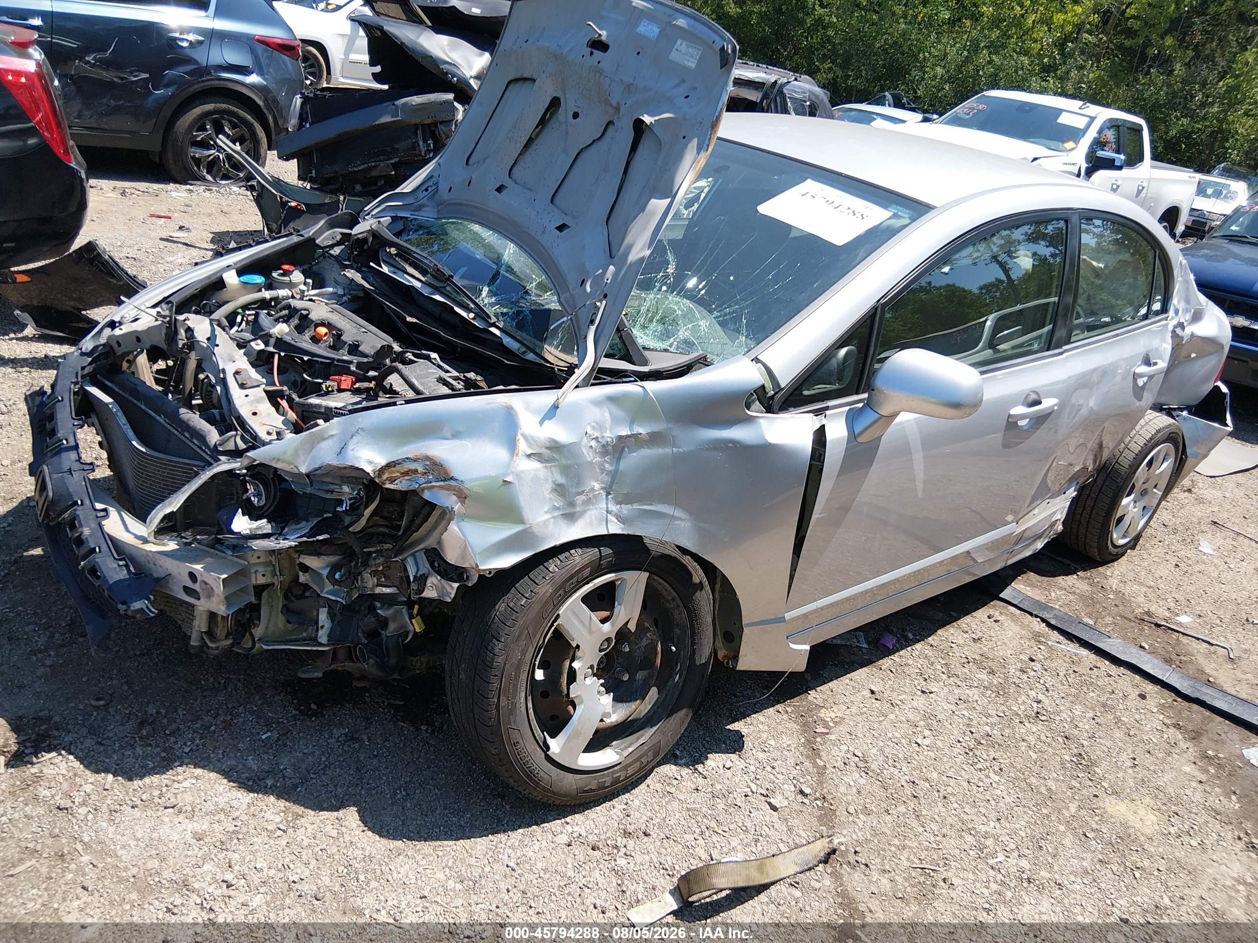 2010 Honda Civic Lx Silver vin: 2HGFA1F52AH301593