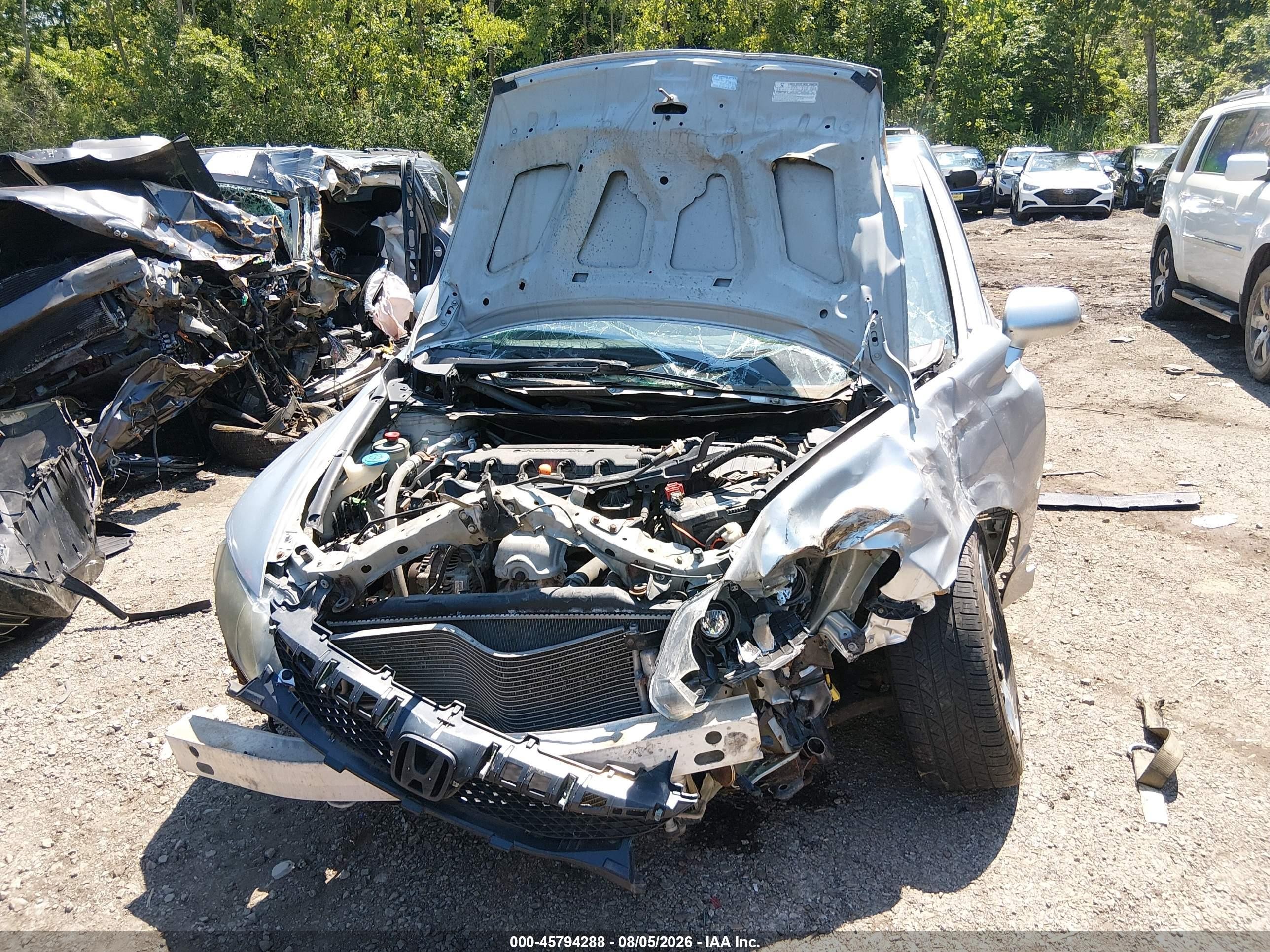 2010 Honda Civic Lx Silver vin: 2HGFA1F52AH301593