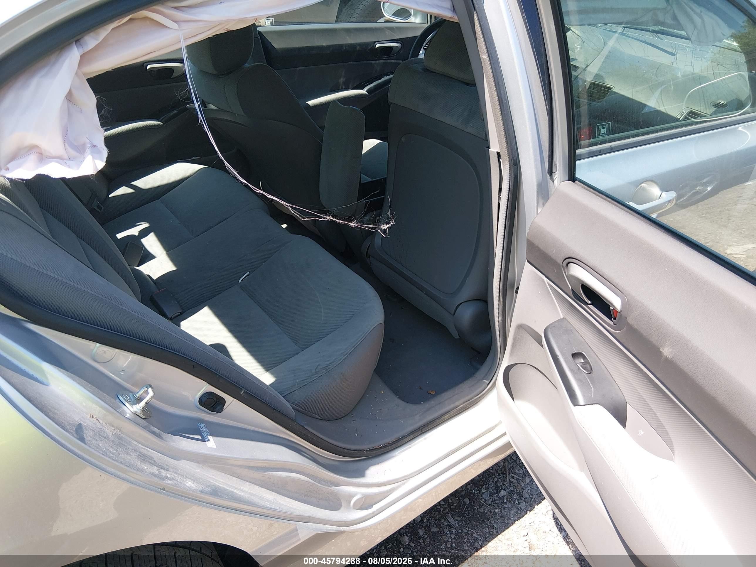 2010 Honda Civic Lx Silver vin: 2HGFA1F52AH301593