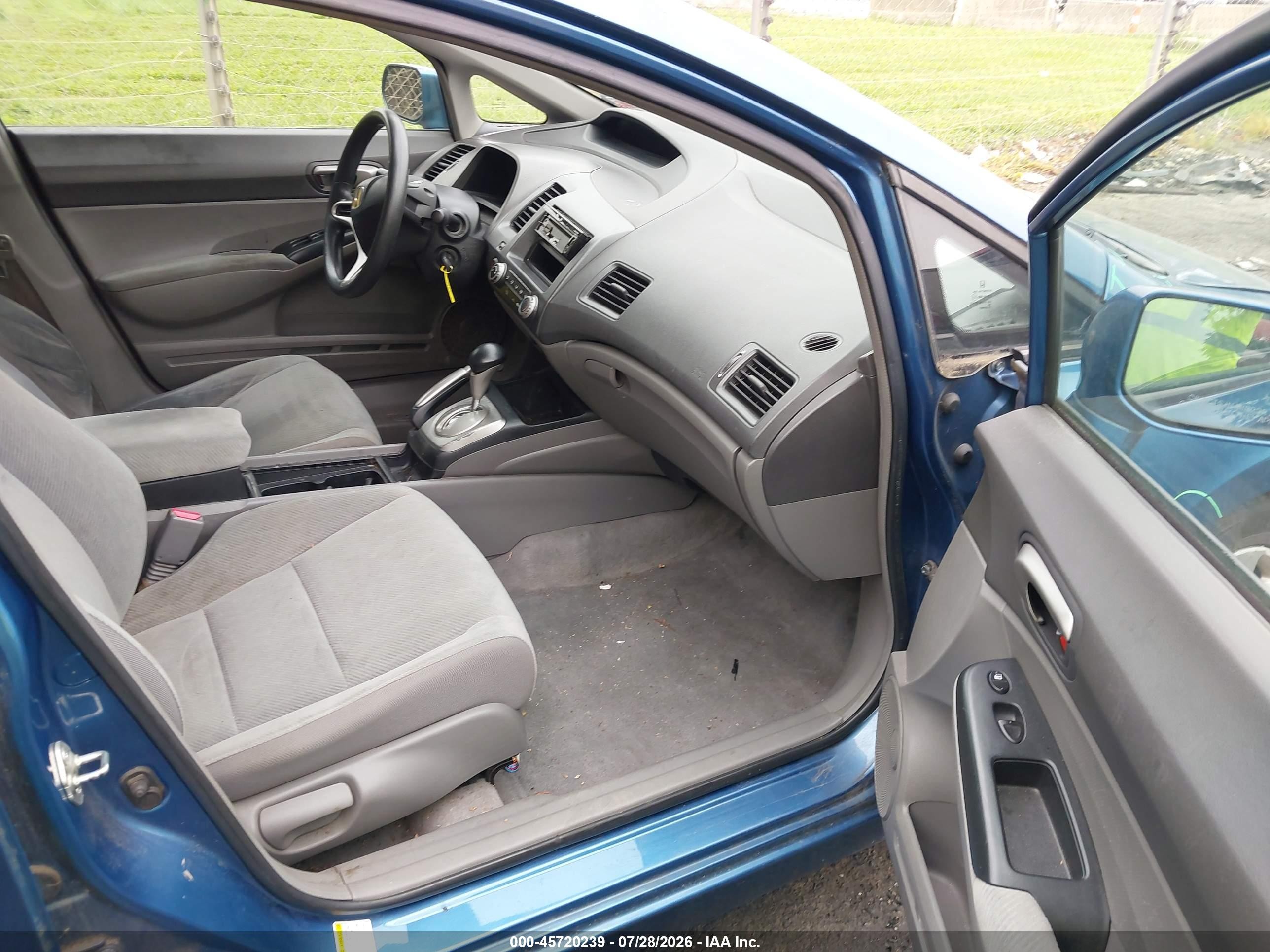2010 Honda Civic Lx Blue vin: 2HGFA1F52AH302484