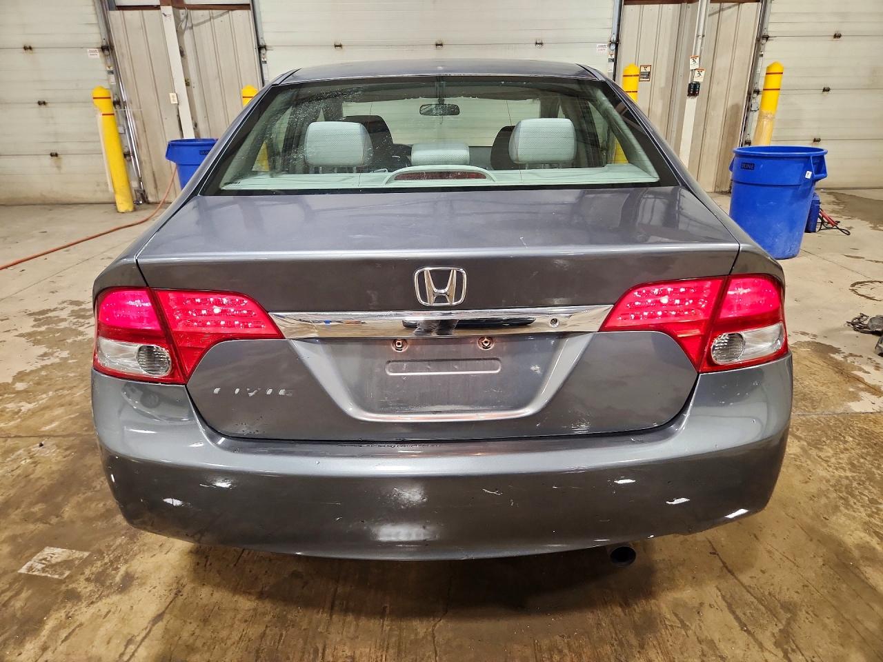 2010 Honda Civic Lx Gray vin: 2HGFA1F52AH302825