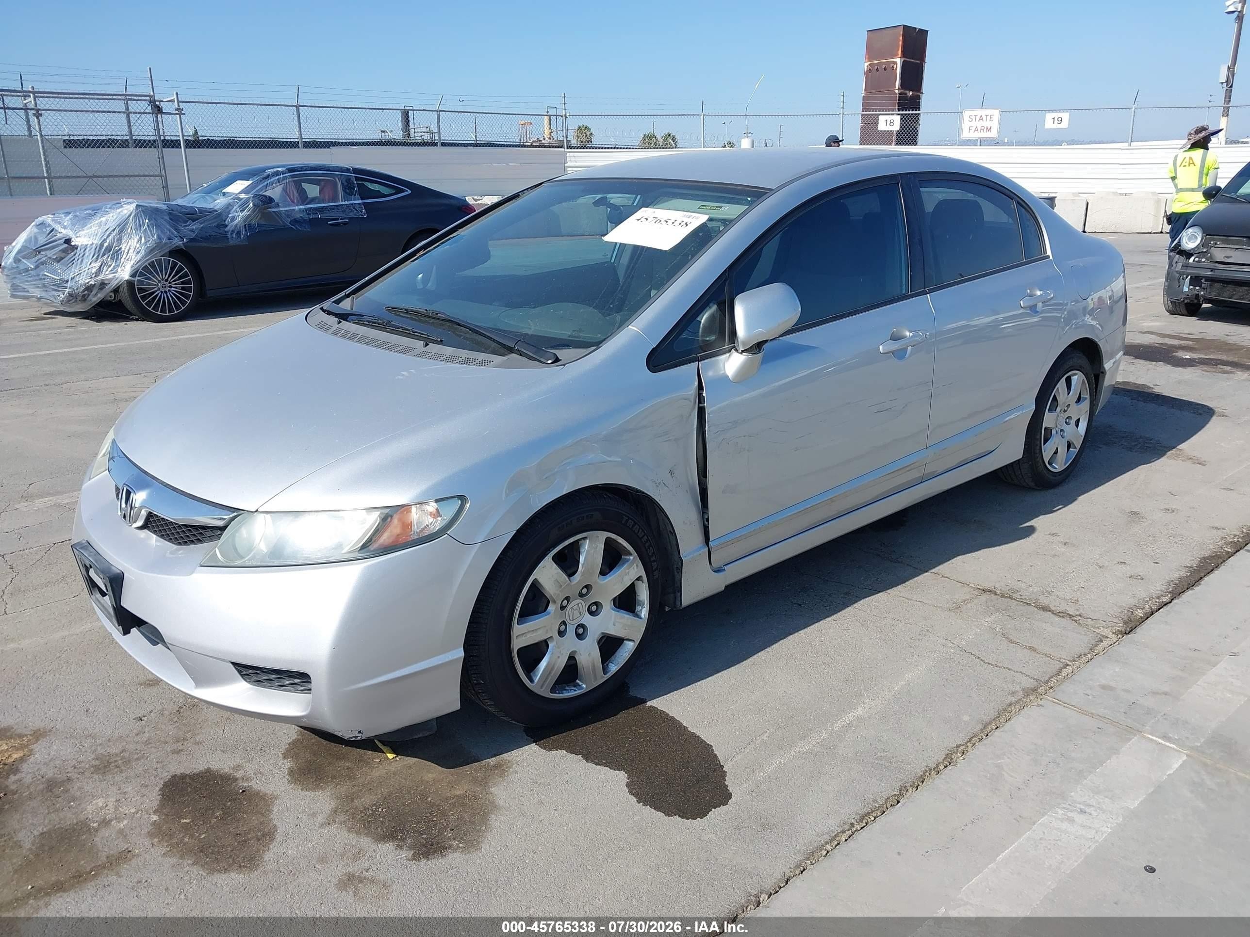 2010 Honda Civic Lx Silver vin: 2HGFA1F52AH305143