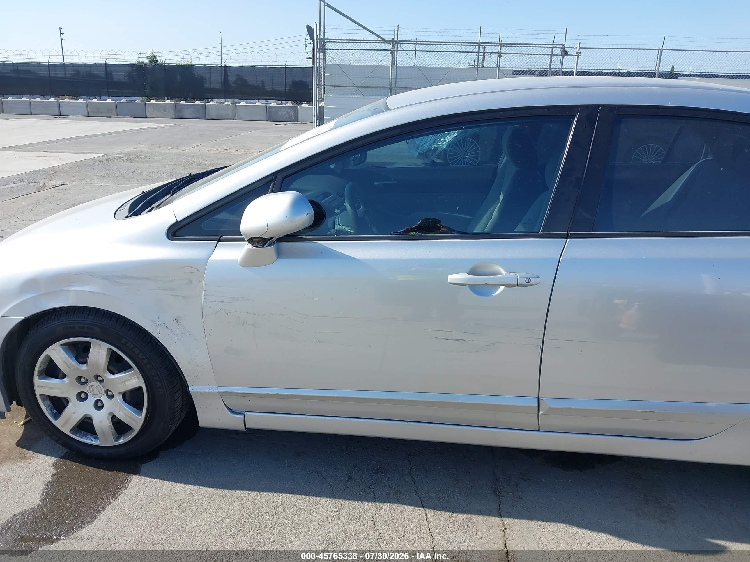 2010 Honda Civic Lx Silver vin: 2HGFA1F52AH305143