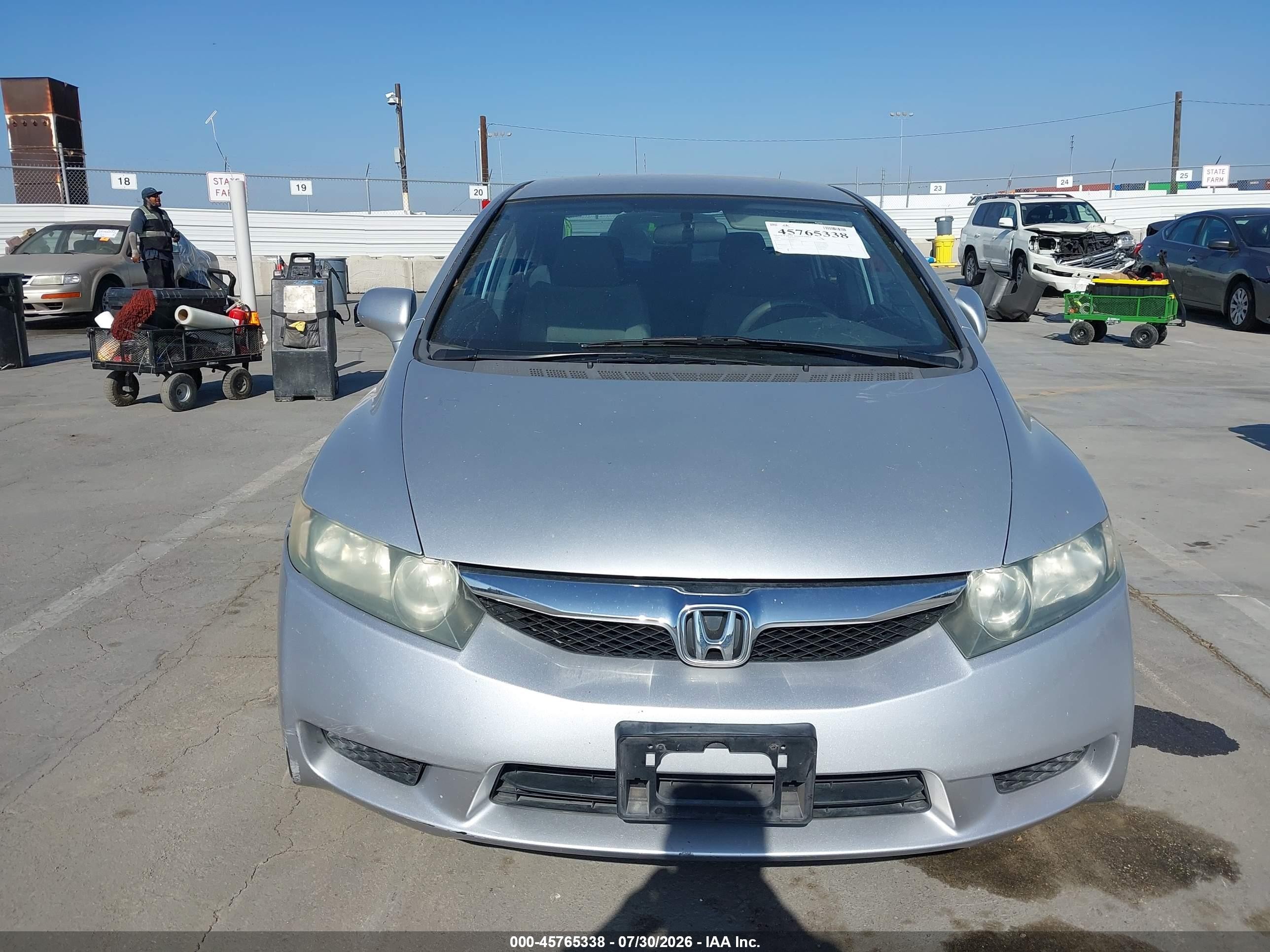 2010 Honda Civic Lx Silver vin: 2HGFA1F52AH305143