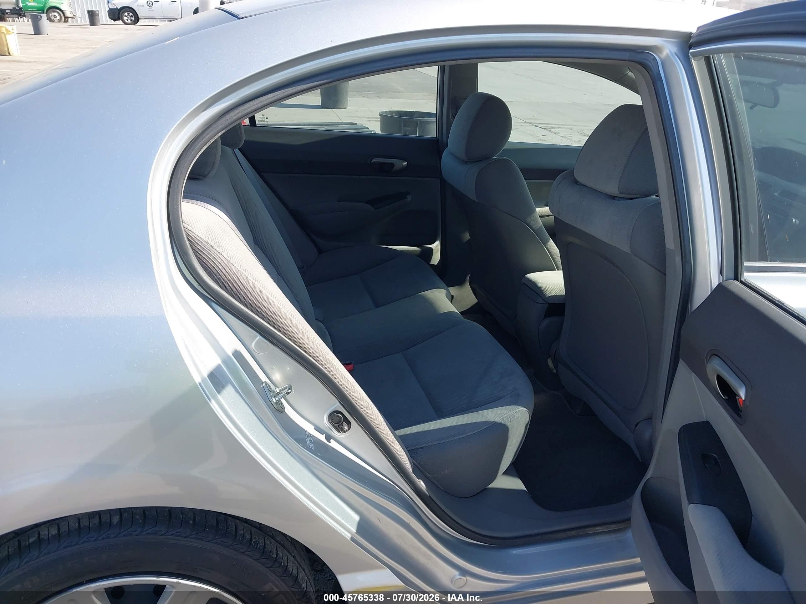 2010 Honda Civic Lx Silver vin: 2HGFA1F52AH305143