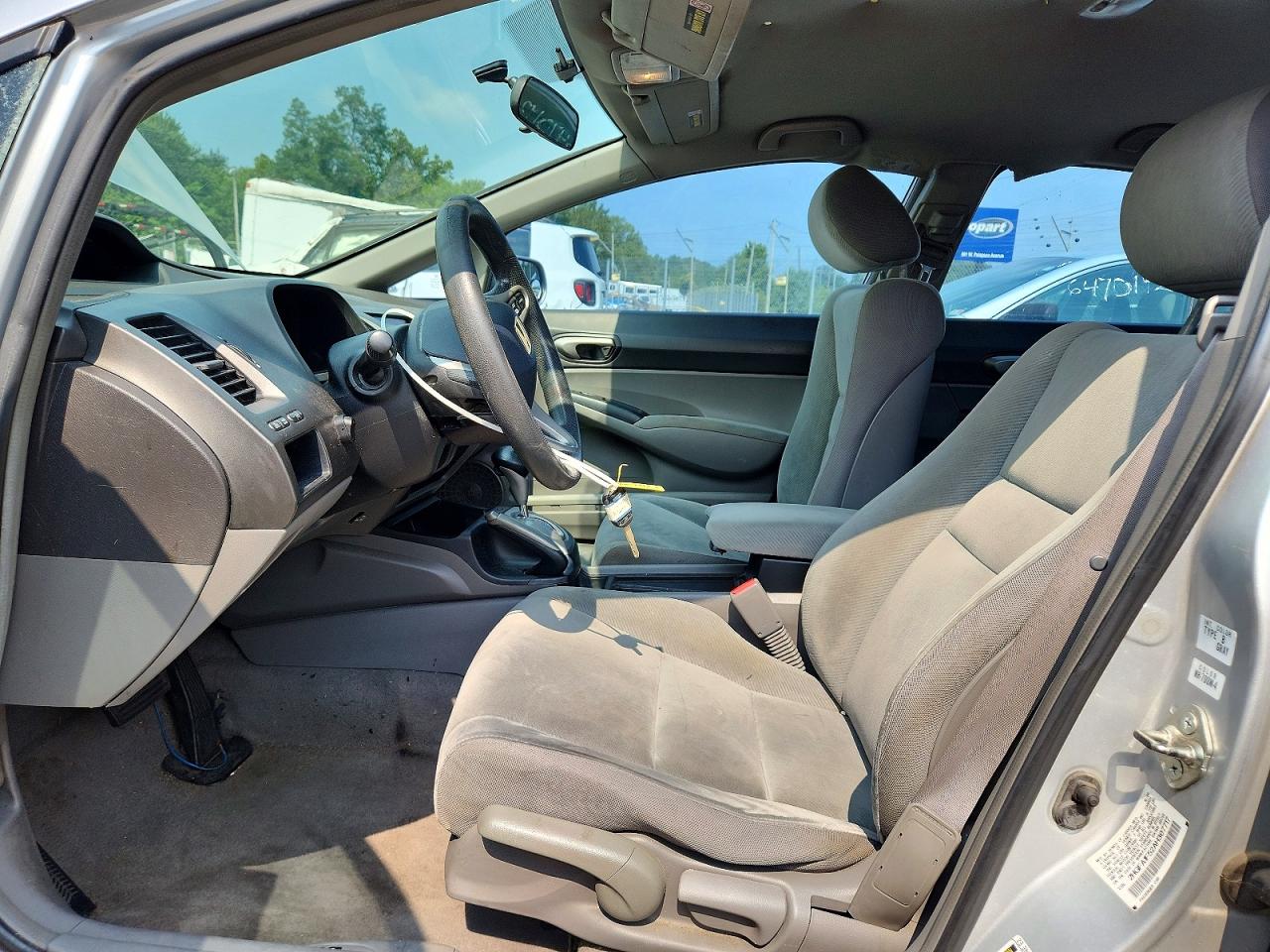 2010 Honda Civic Lx Silver vin: 2HGFA1F52AH307717