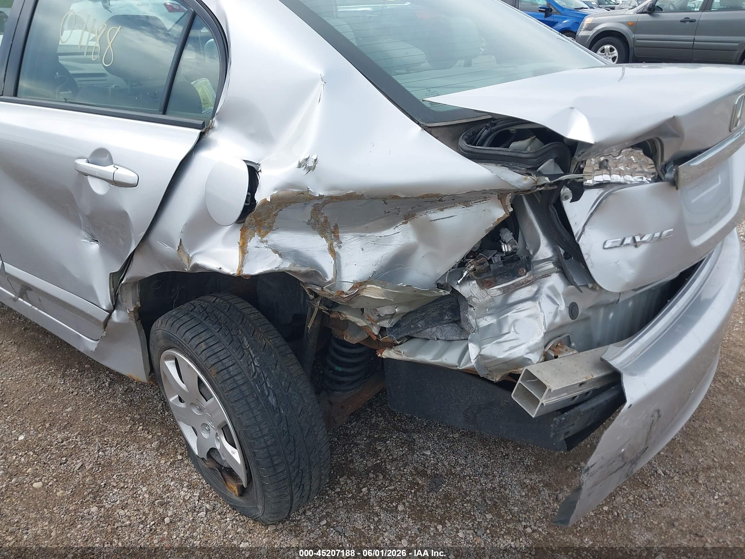 2010 Honda Civic Lx Silver vin: 2HGFA1F52AH328020