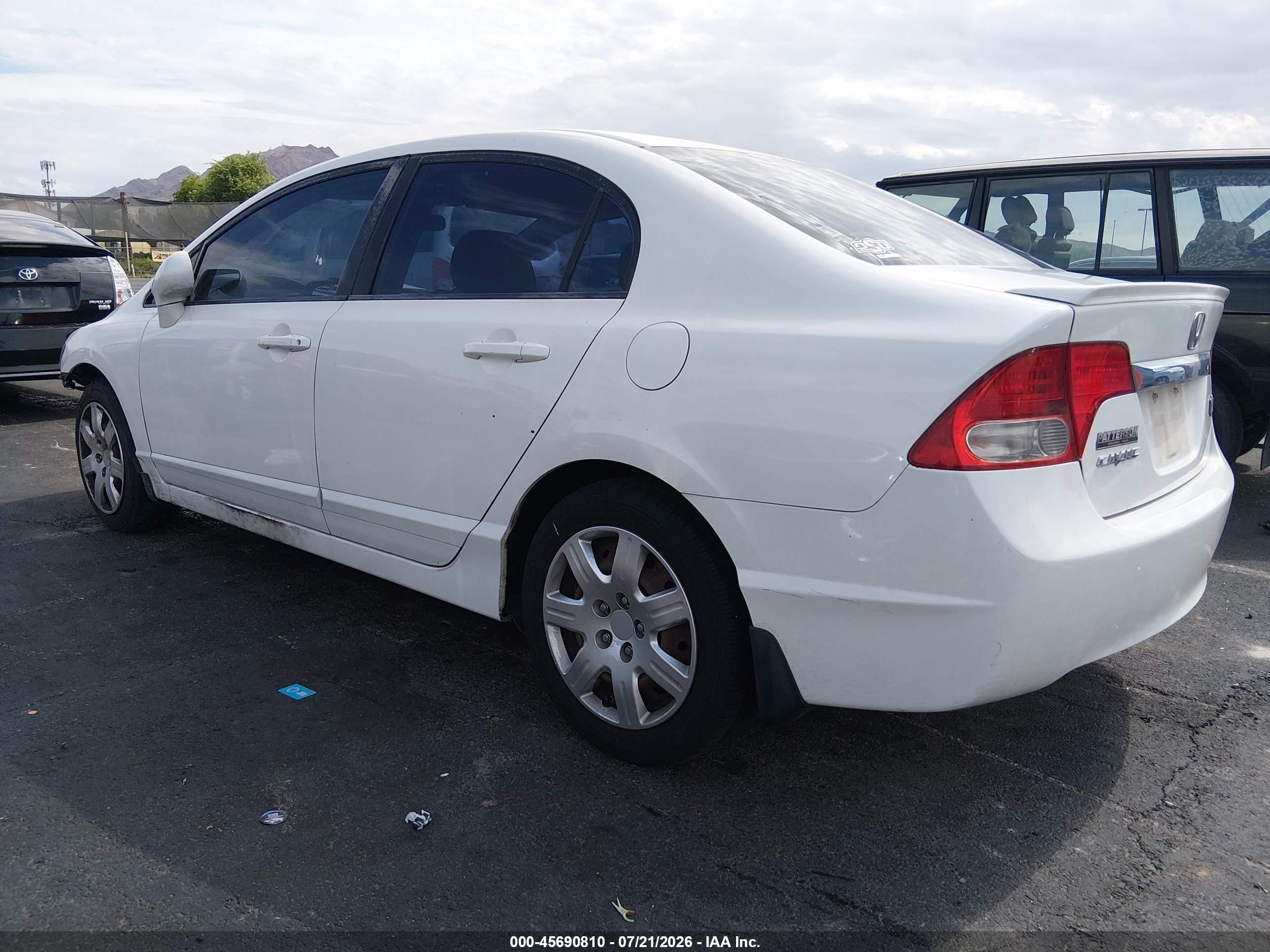 2010 Honda Civic Lx White vin: 2HGFA1F52AH500837
