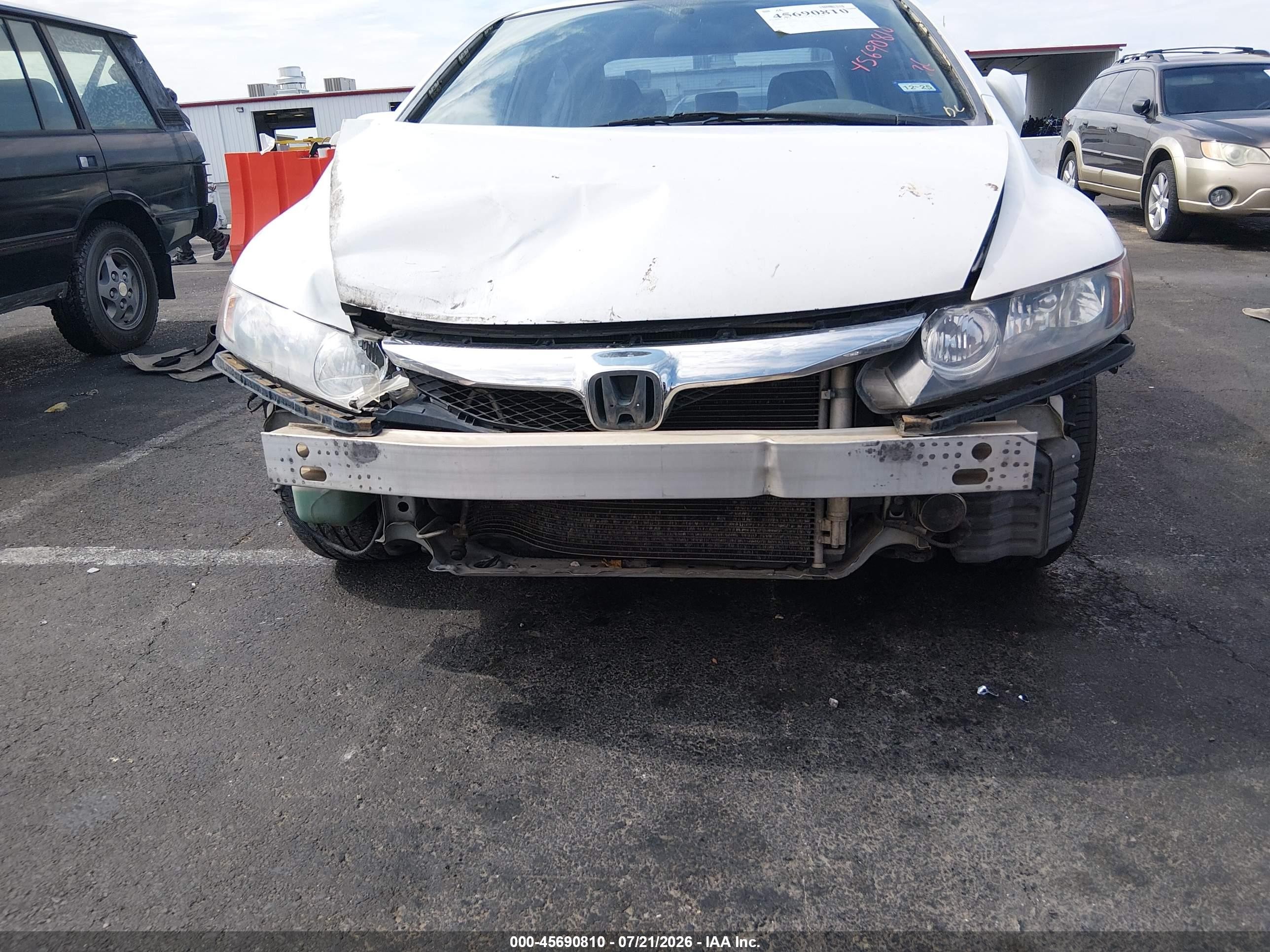 2010 Honda Civic Lx White vin: 2HGFA1F52AH500837