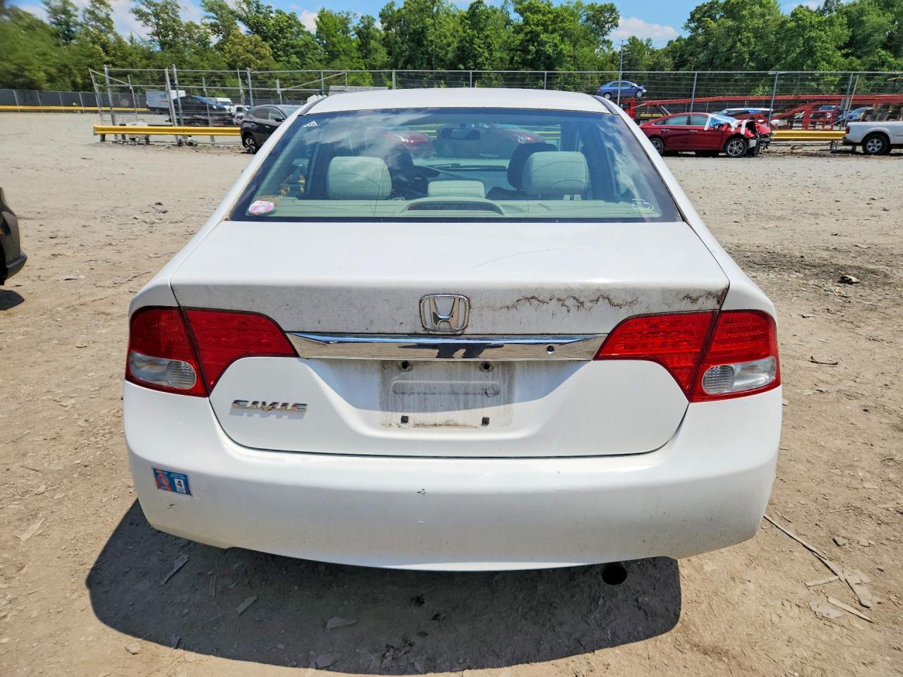 2010 Honda Civic Lx White vin: 2HGFA1F52AH521851