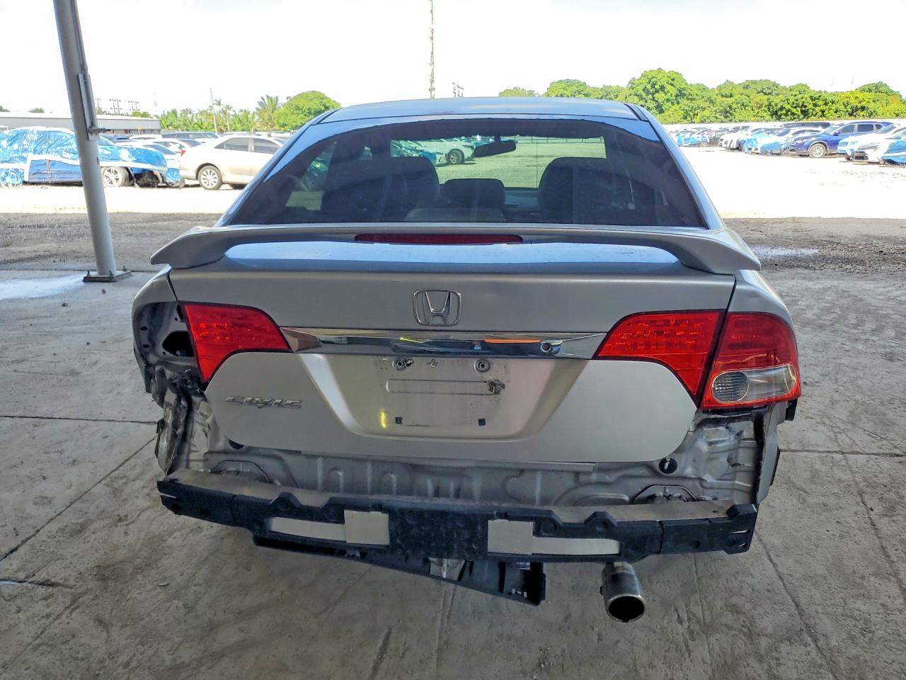 2010 Honda Civic Lx Silver vin: 2HGFA1F52AH537984