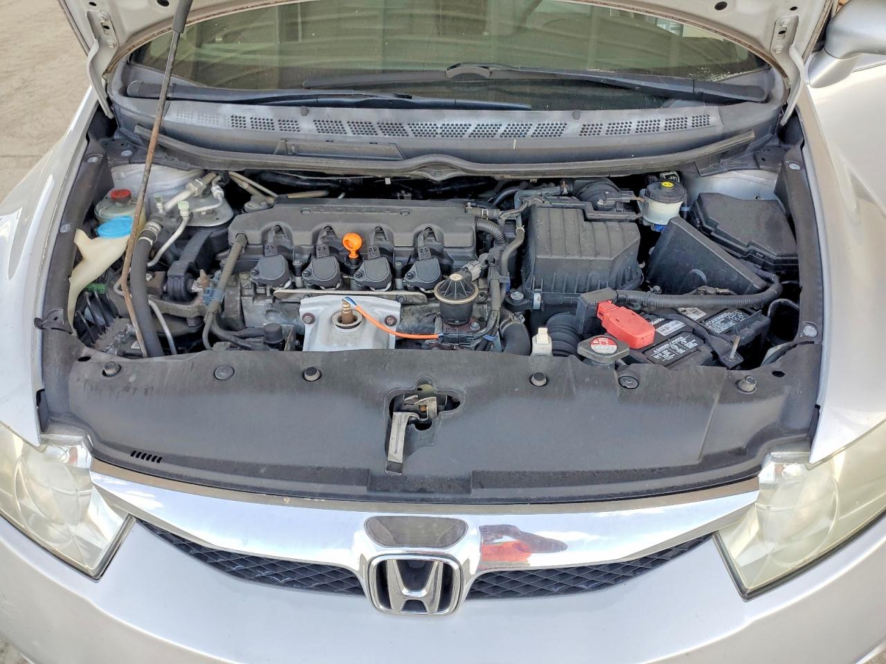 2010 Honda Civic Lx Silver vin: 2HGFA1F52AH537984