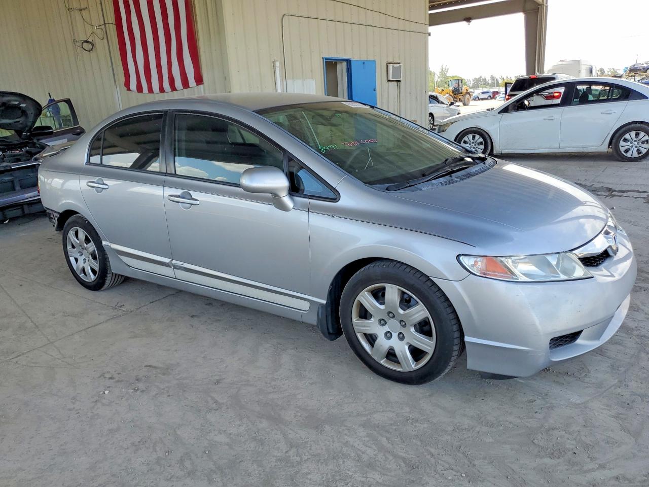 2010 Honda Civic Lx Silver vin: 2HGFA1F52AH537984