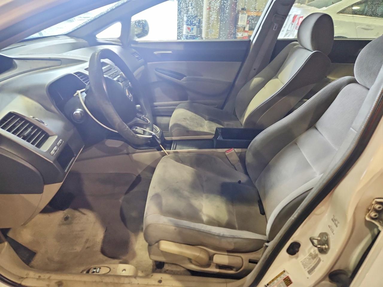 2010 Honda Civic Lx White vin: 2HGFA1F52AH549102