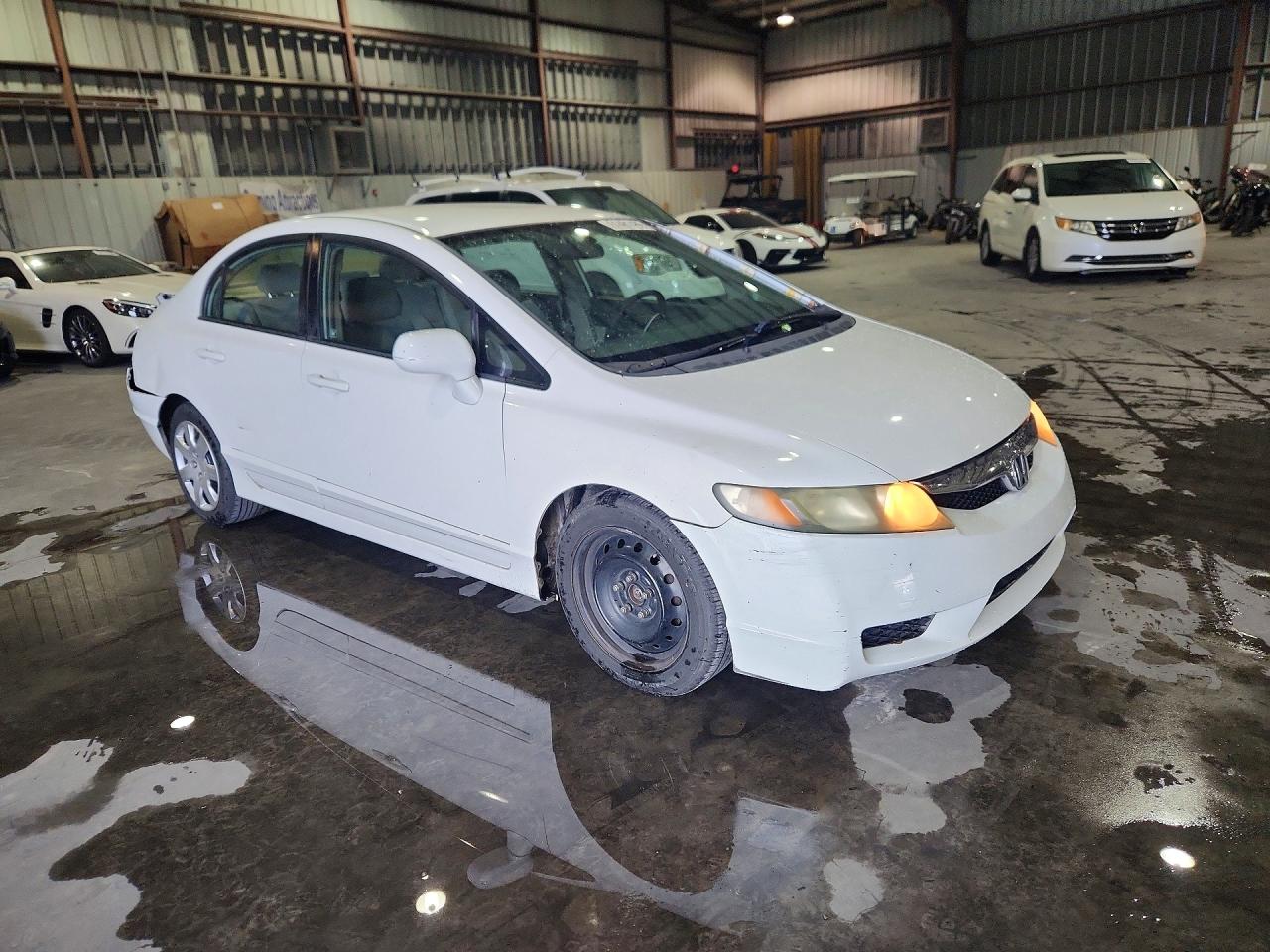 2010 Honda Civic Lx White vin: 2HGFA1F52AH549102