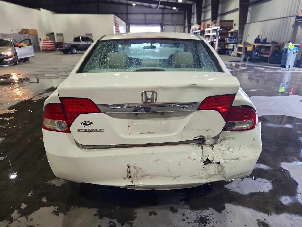 2010 Honda Civic Lx White vin: 2HGFA1F52AH549102
