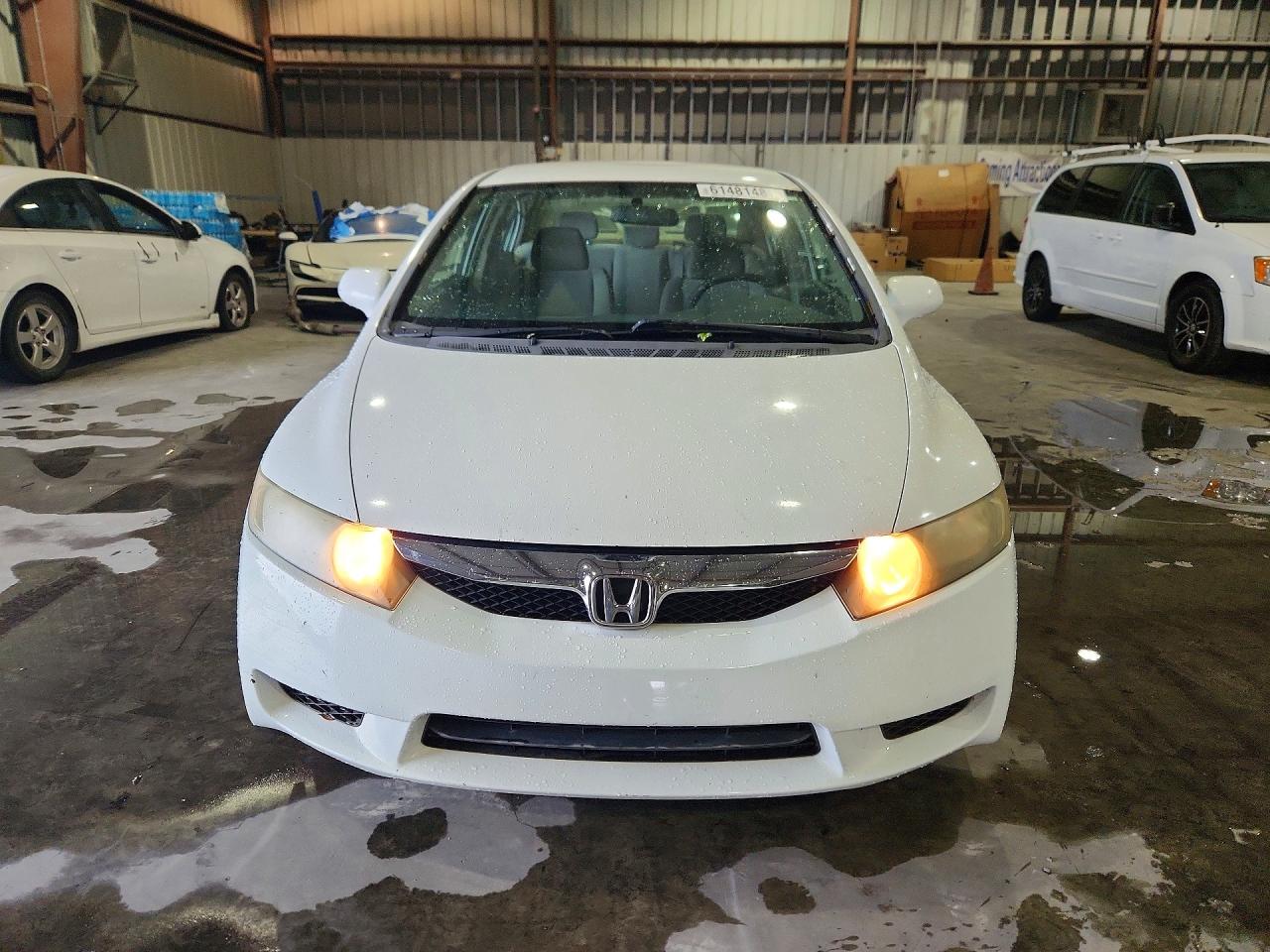 2010 Honda Civic Lx White vin: 2HGFA1F52AH549102