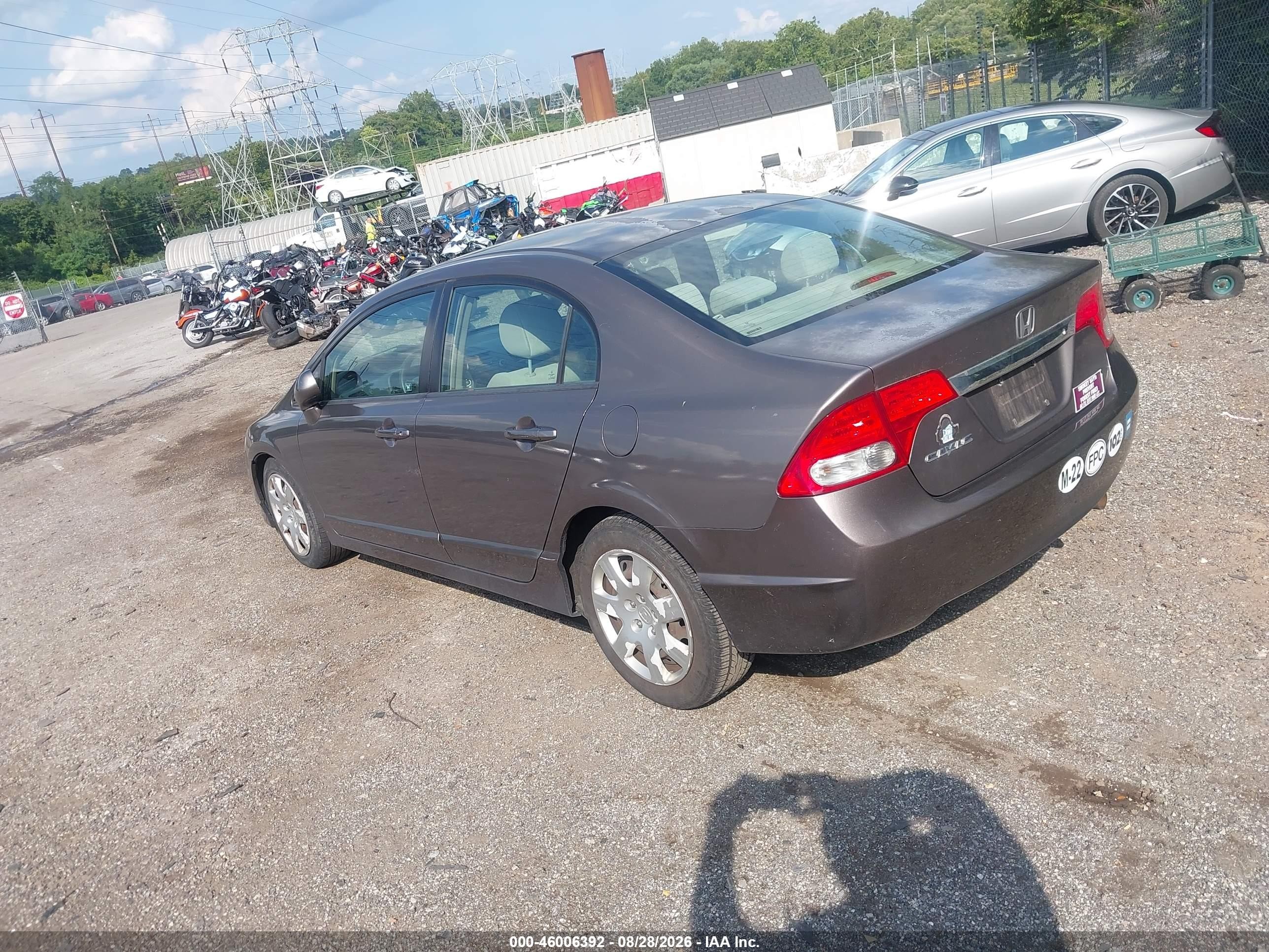 2010 Honda Civic Lx Brown vin: 2HGFA1F52AH572881