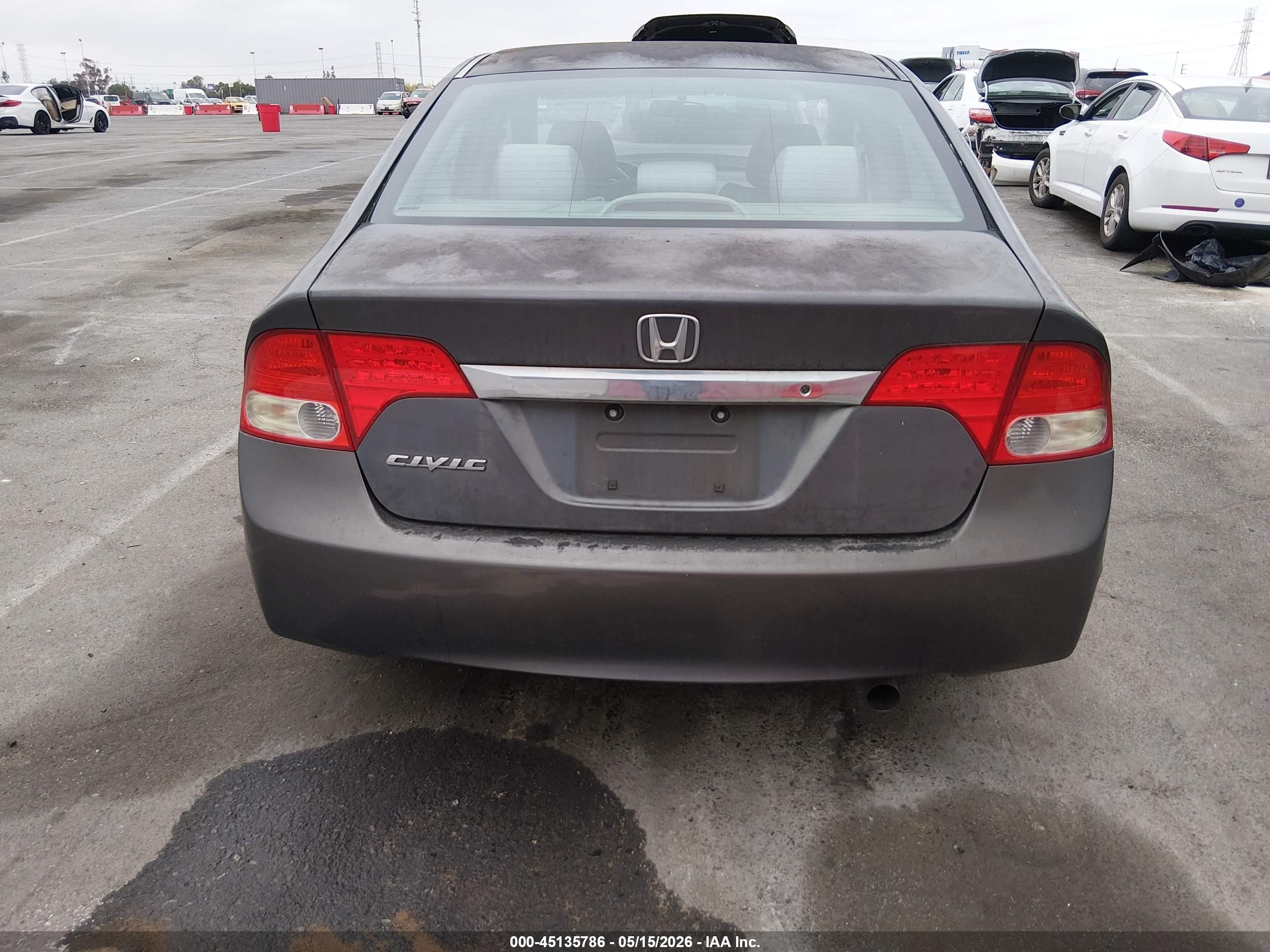 2010 Honda Civic Lx Gray vin: 2HGFA1F52AH585422