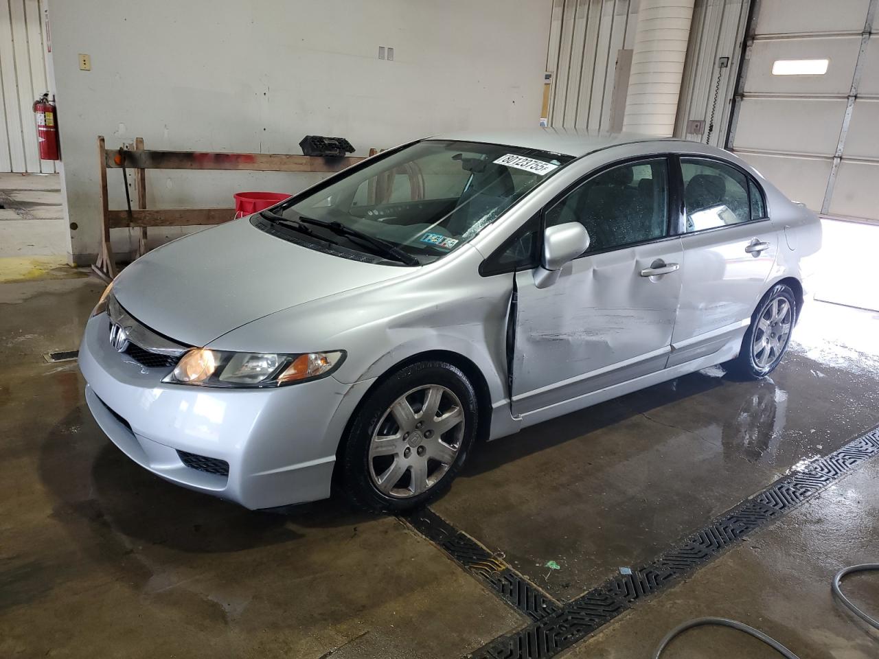 2011 Honda Civic Lx Silver vin: 2HGFA1F52BH307475
