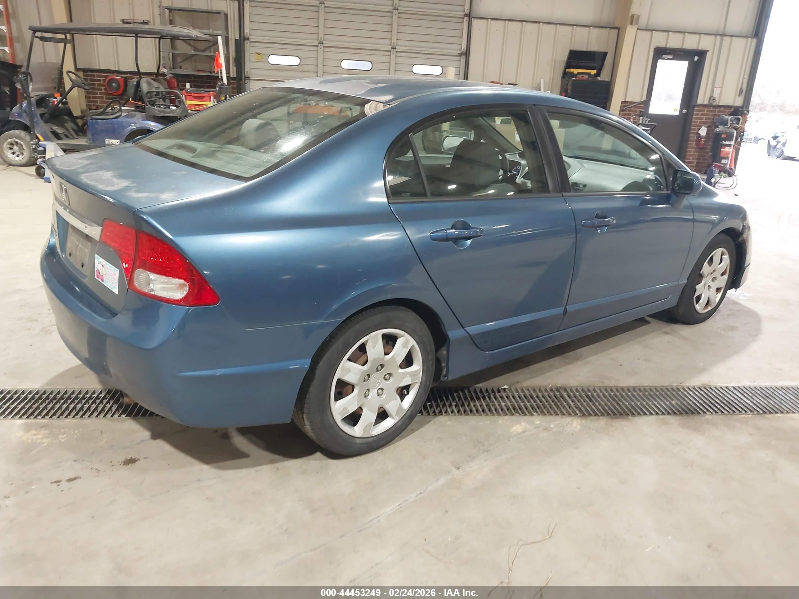2011 Honda Civic Lx Light Blue vin: 2HGFA1F52BH528994