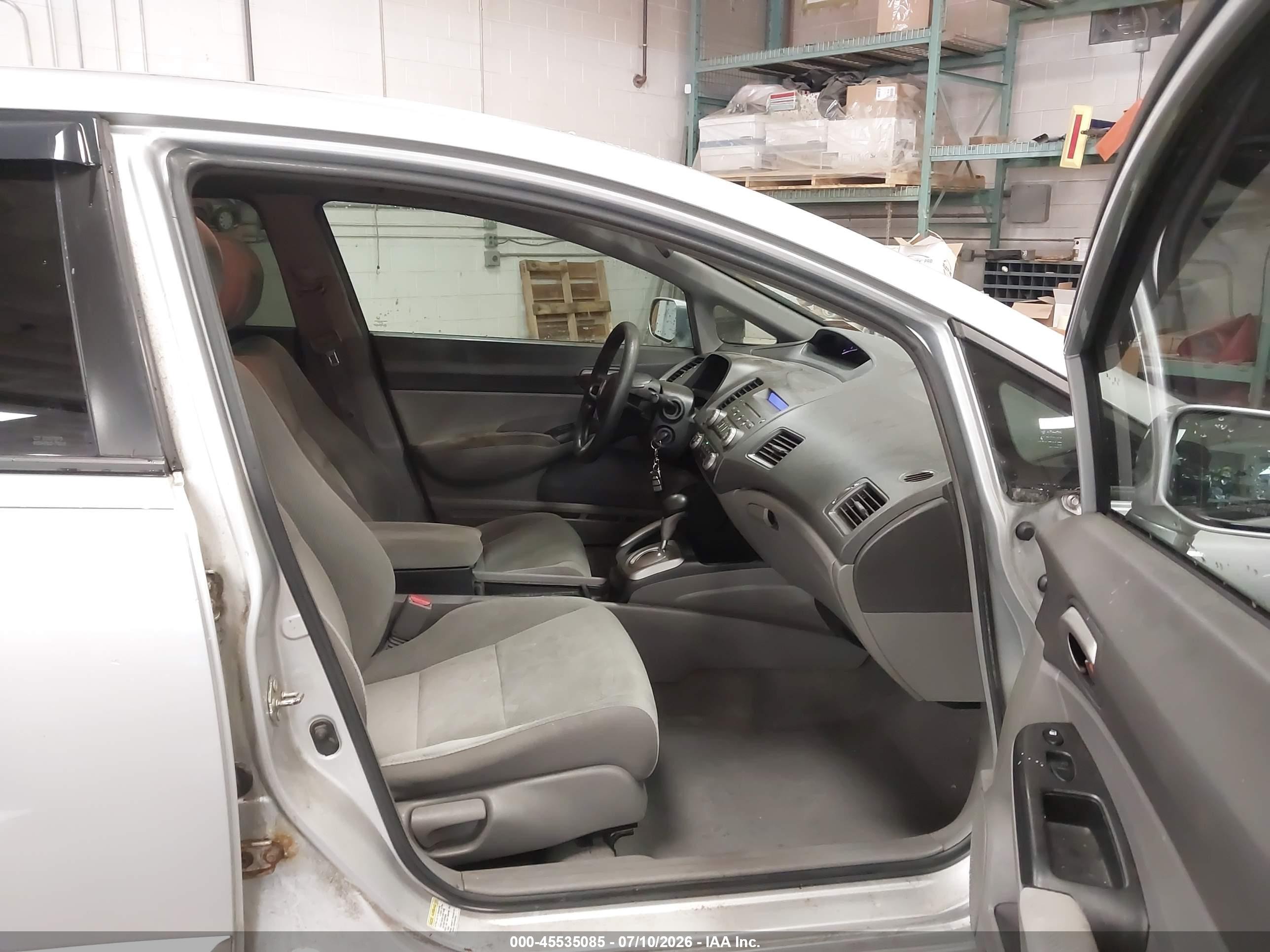 2010 Honda Civic Lx Серебряный vin: 2HGFA1F53AH308116