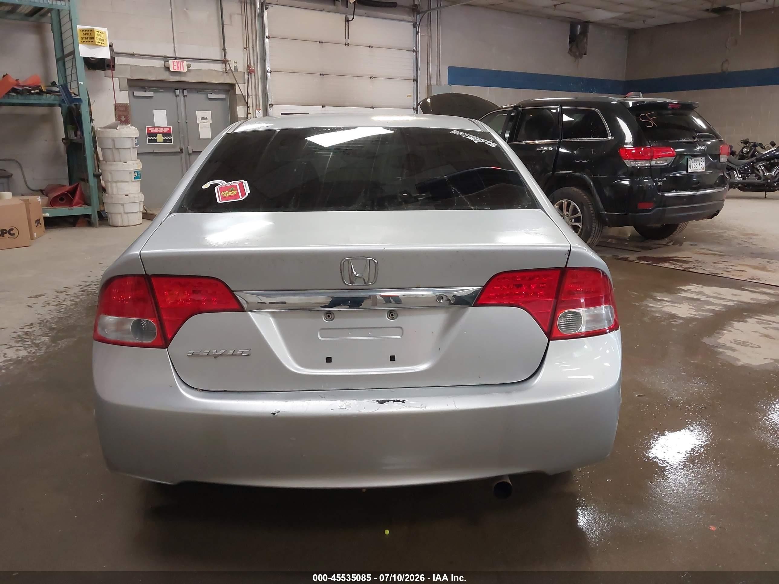 2010 Honda Civic Lx Серебряный vin: 2HGFA1F53AH308116
