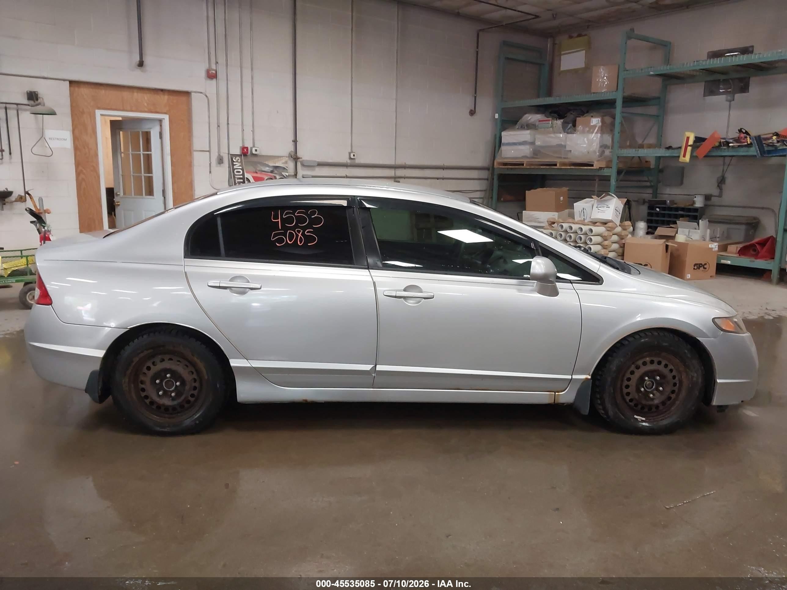 2010 Honda Civic Lx Серебряный vin: 2HGFA1F53AH308116