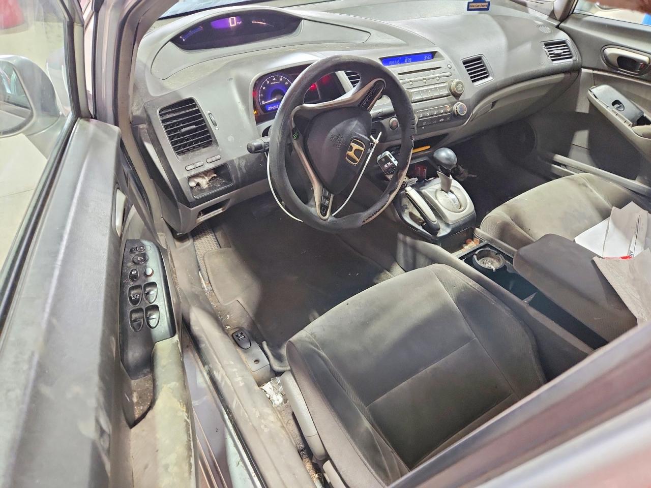 2010 Honda Civic Lx Silver vin: 2HGFA1F53AH575711