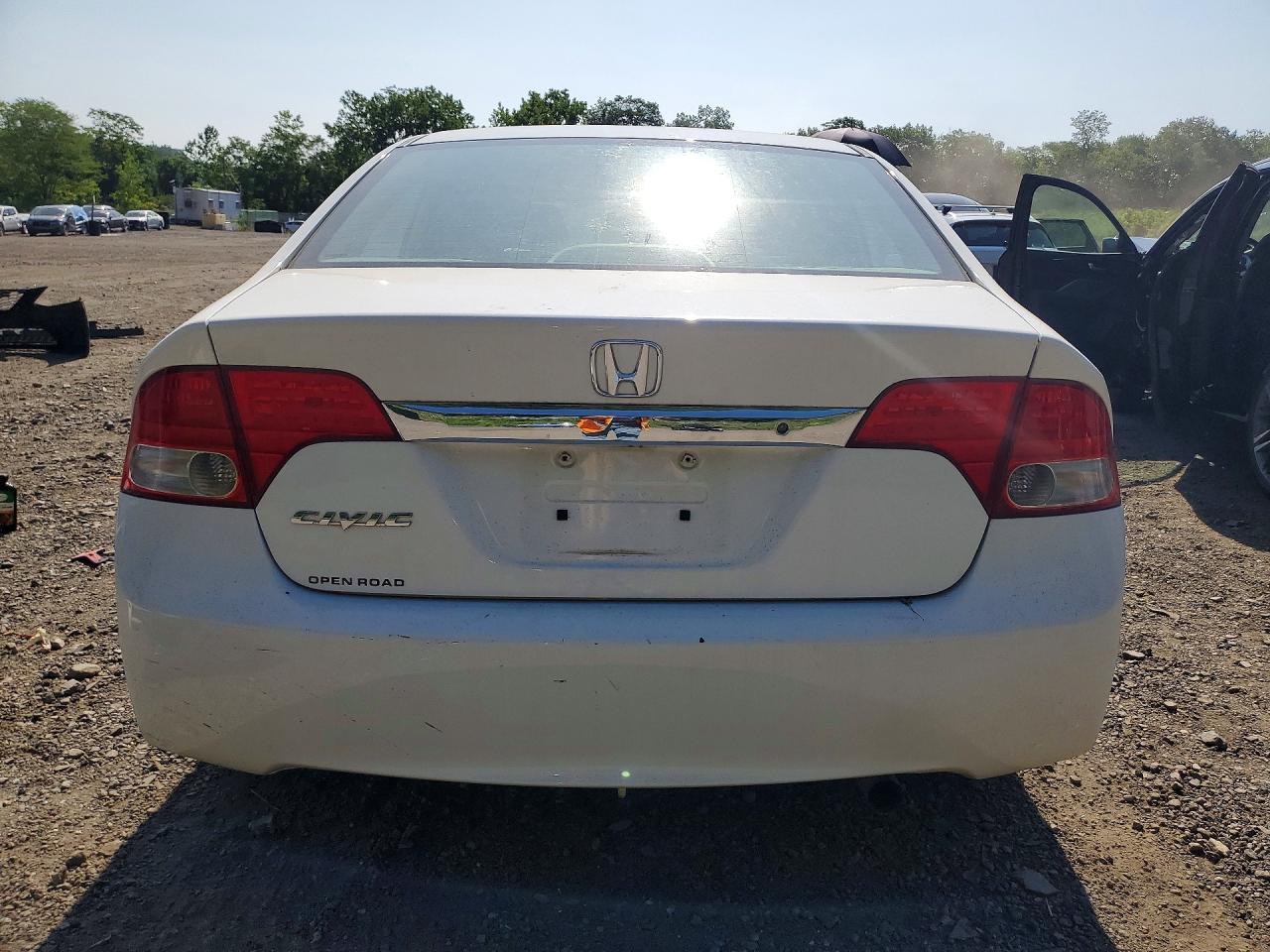 2011 Honda Civic Lx White vin: 2HGFA1F53BH510939