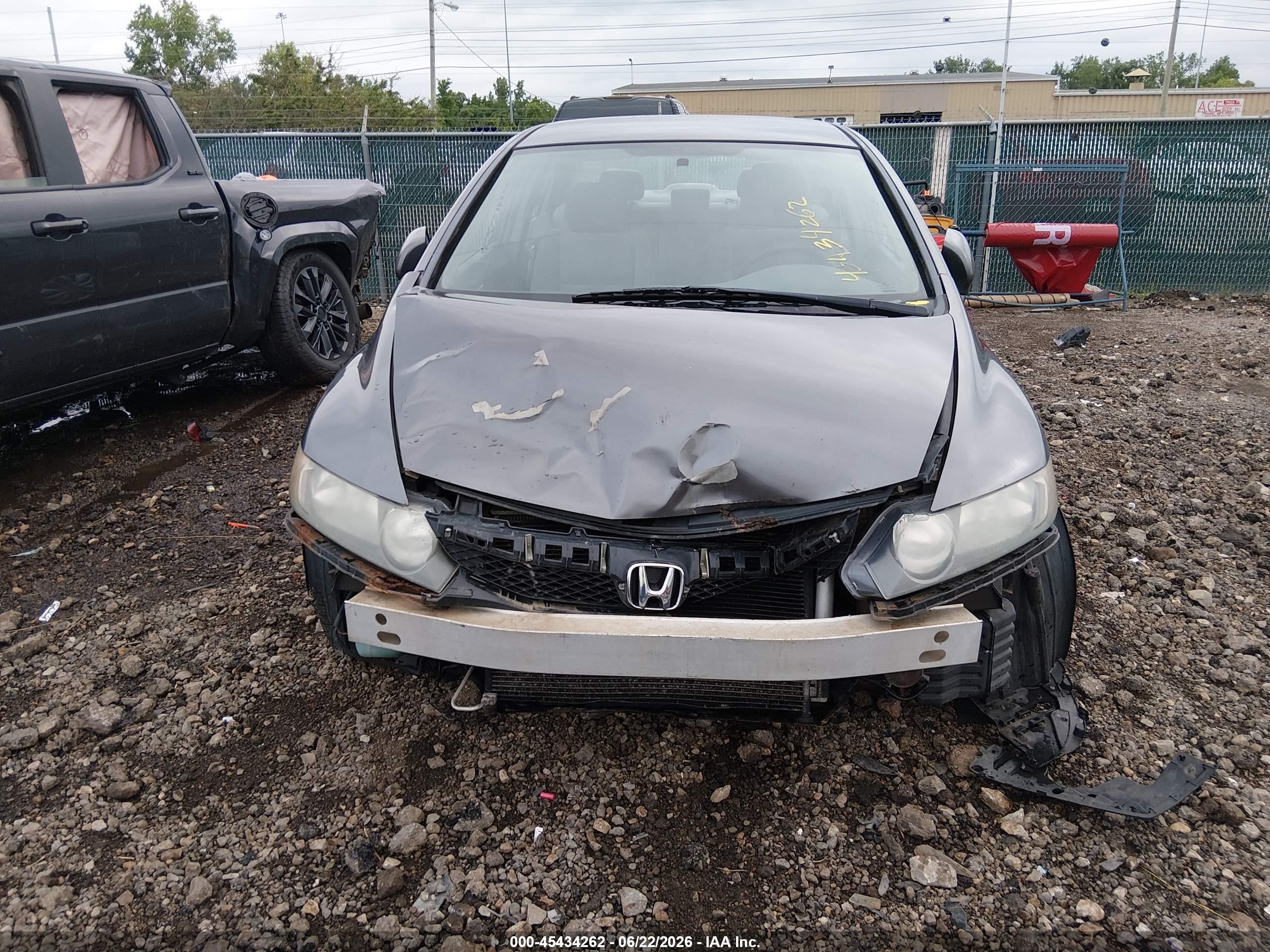2010 Honda Civic Lx Серебряный vin: 2HGFA1F54AH322560