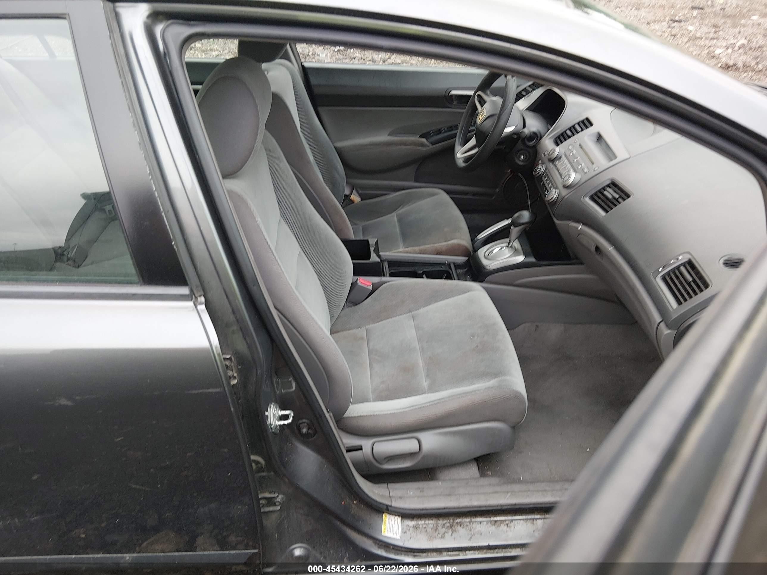 2010 Honda Civic Lx Серебряный vin: 2HGFA1F54AH322560