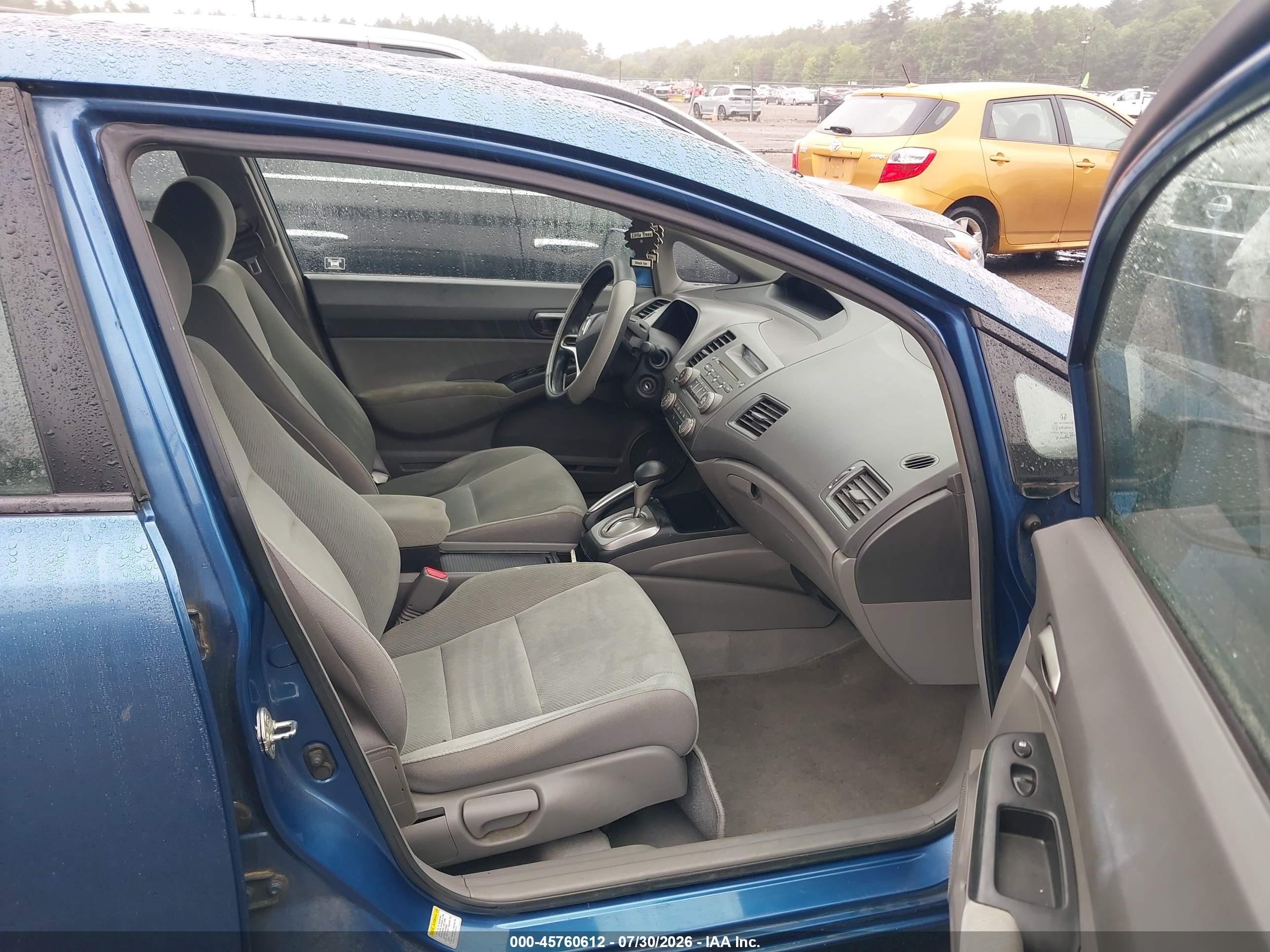 2010 Honda Civic Lx Blue vin: 2HGFA1F54AH500631