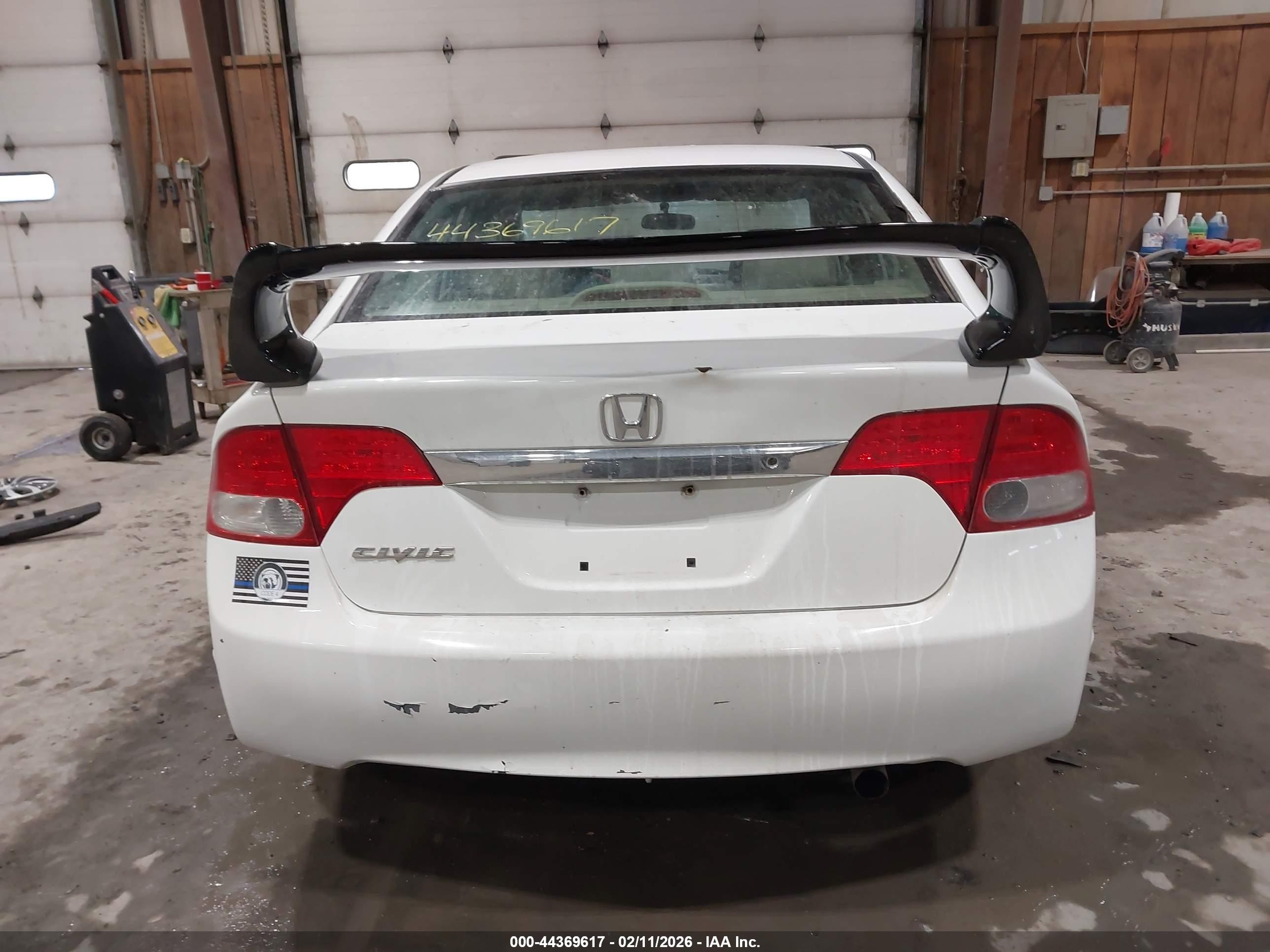 2011 Honda Civic Lx White vin: 2HGFA1F54BH308207