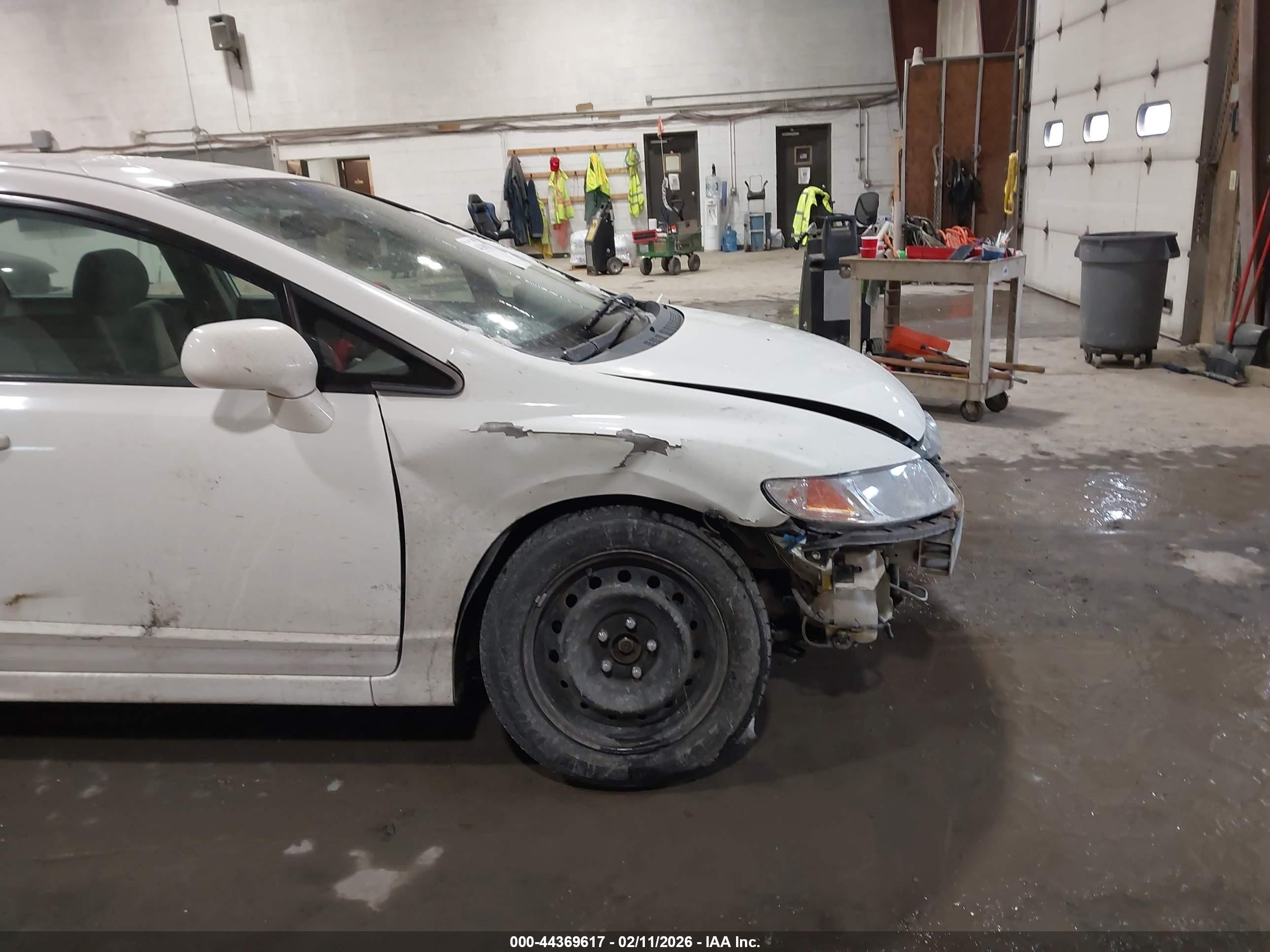 2011 Honda Civic Lx White vin: 2HGFA1F54BH308207