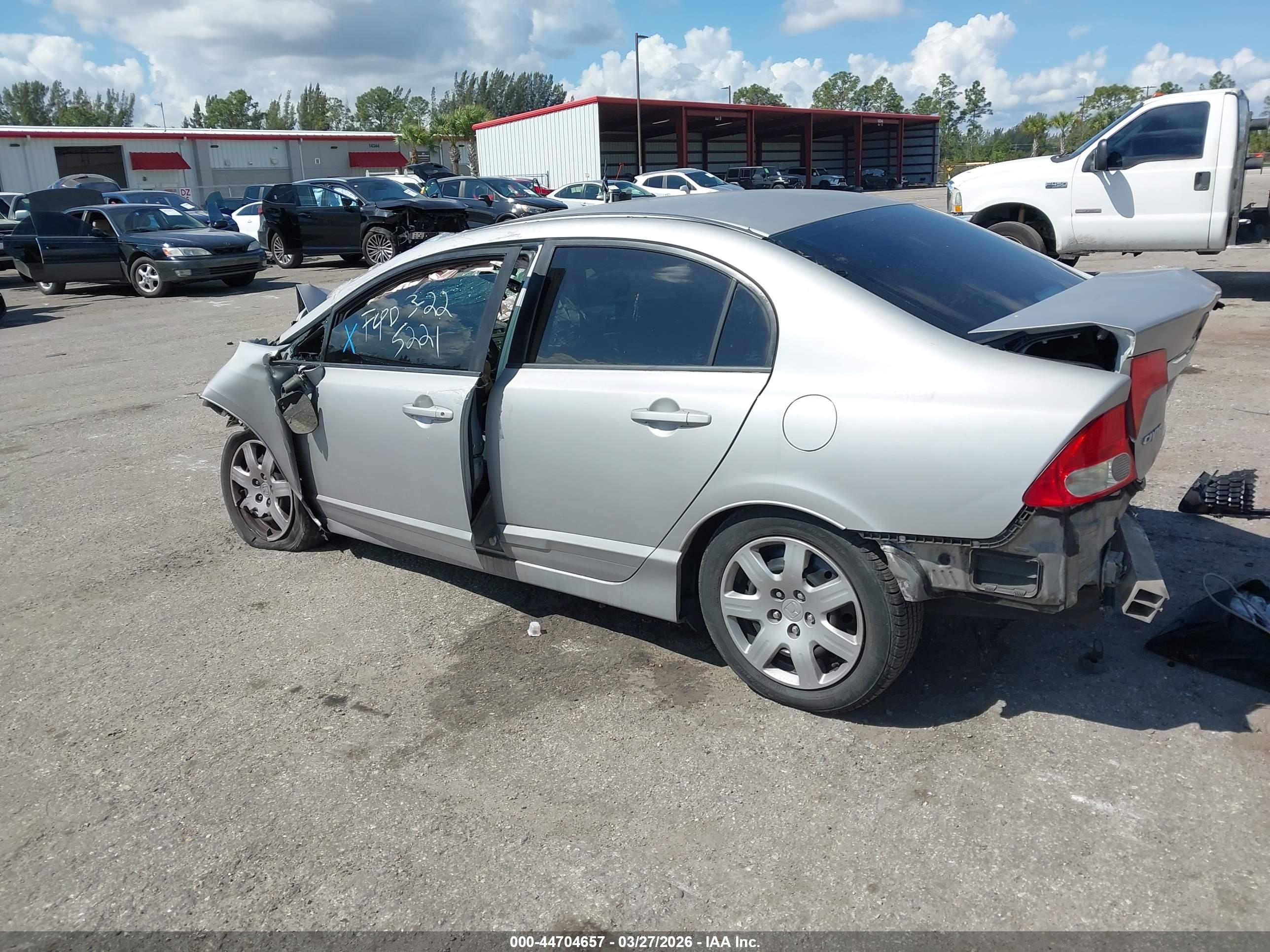 2010 Honda Civic Lx Silver vin: 2HGFA1F55AH515221