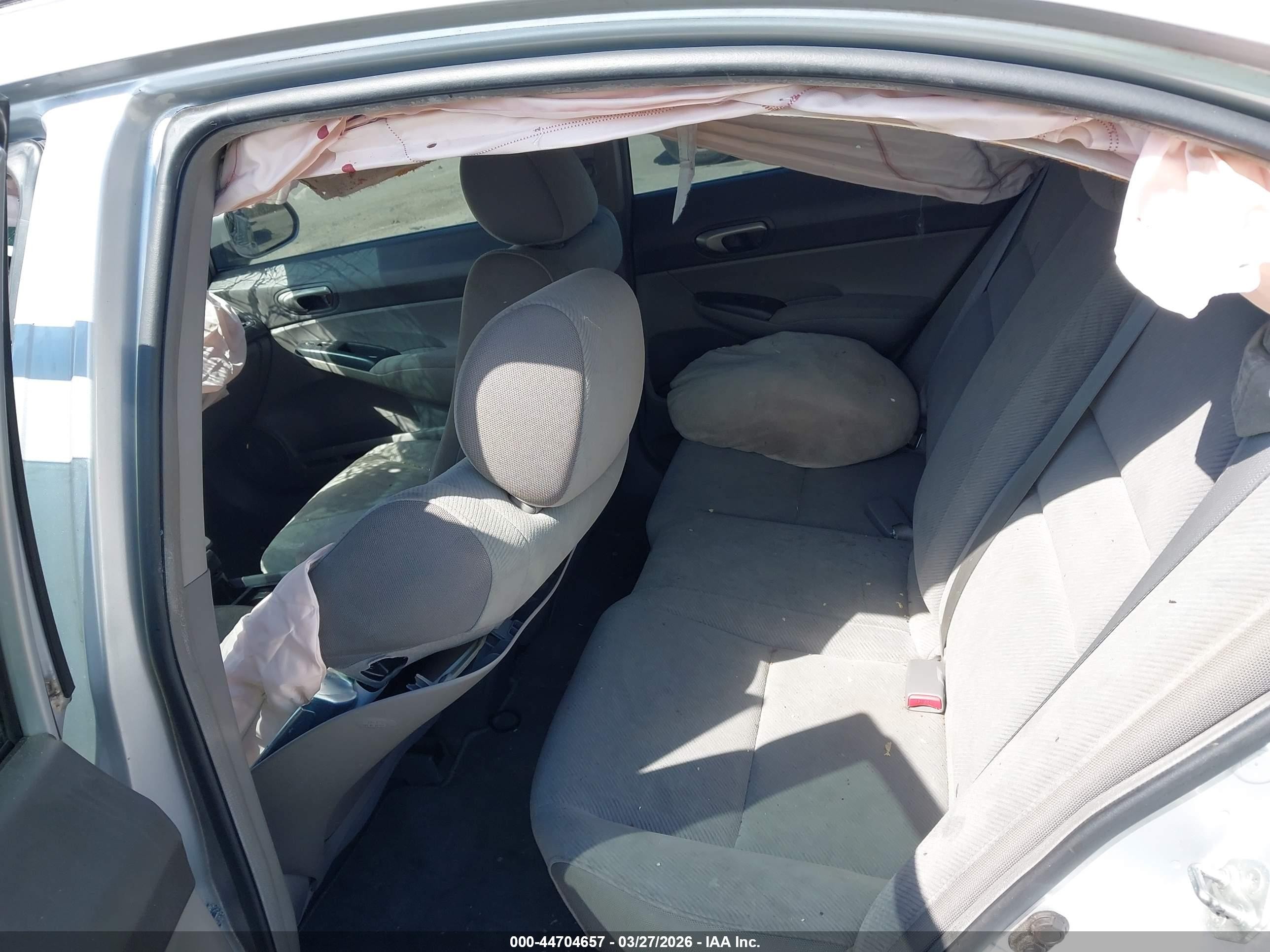 2010 Honda Civic Lx Silver vin: 2HGFA1F55AH515221