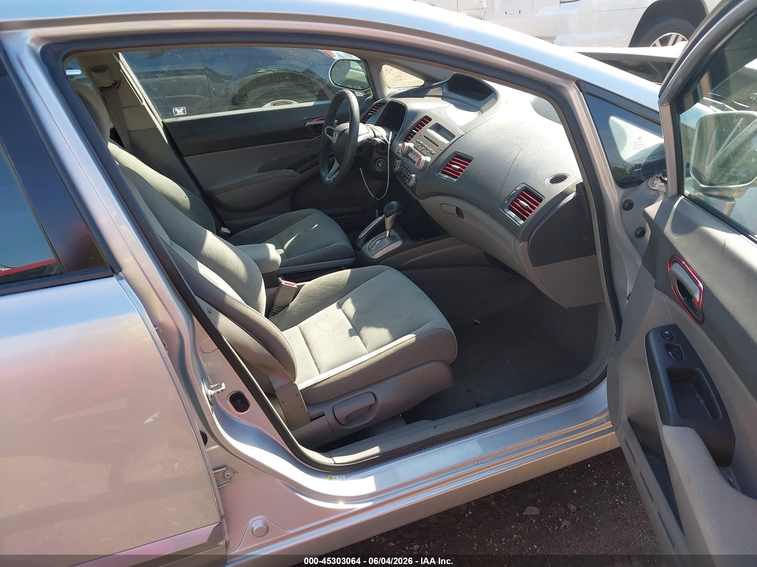 2010 Honda Civic Lx Silver vin: 2HGFA1F55AH556268