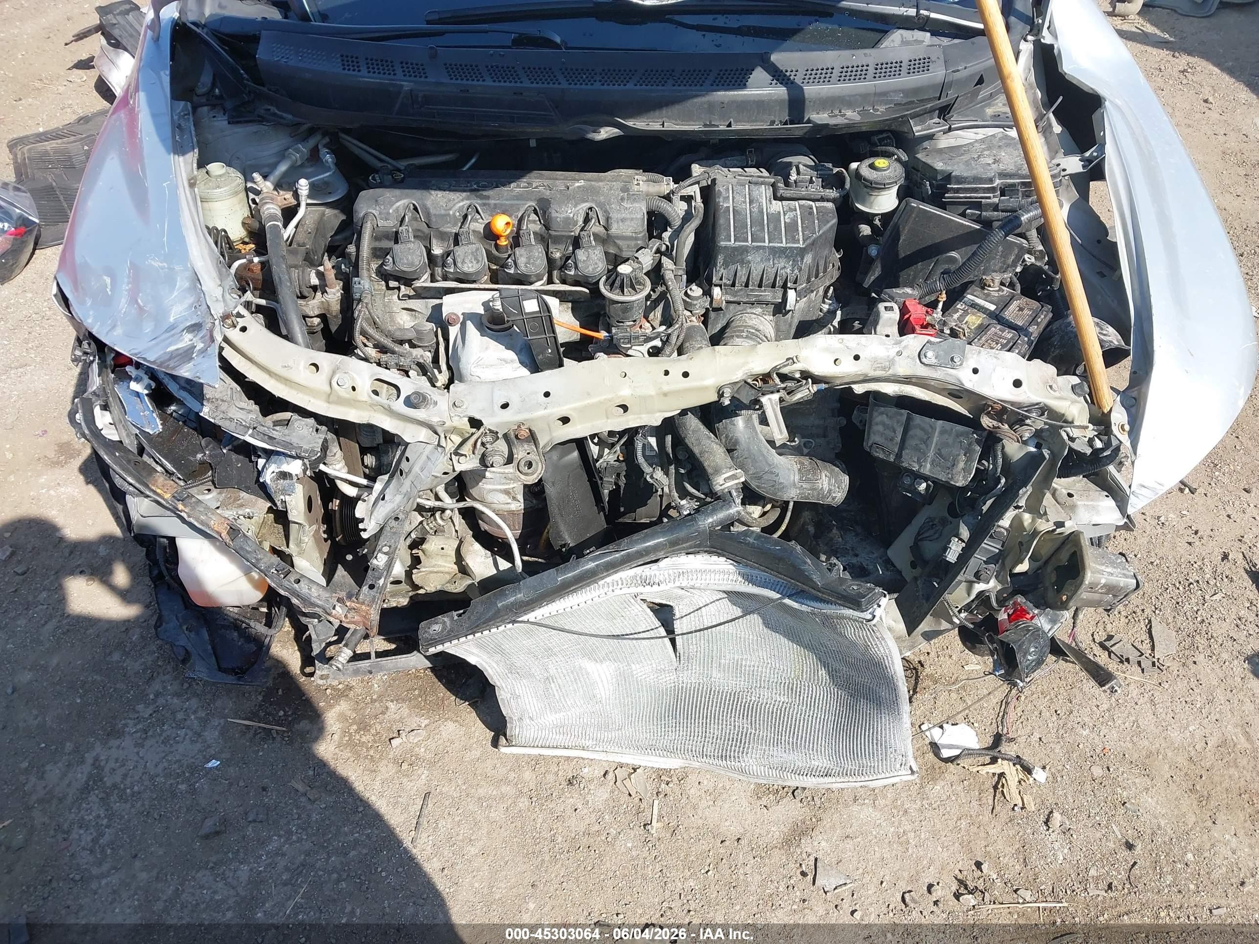 2010 Honda Civic Lx Silver vin: 2HGFA1F55AH556268